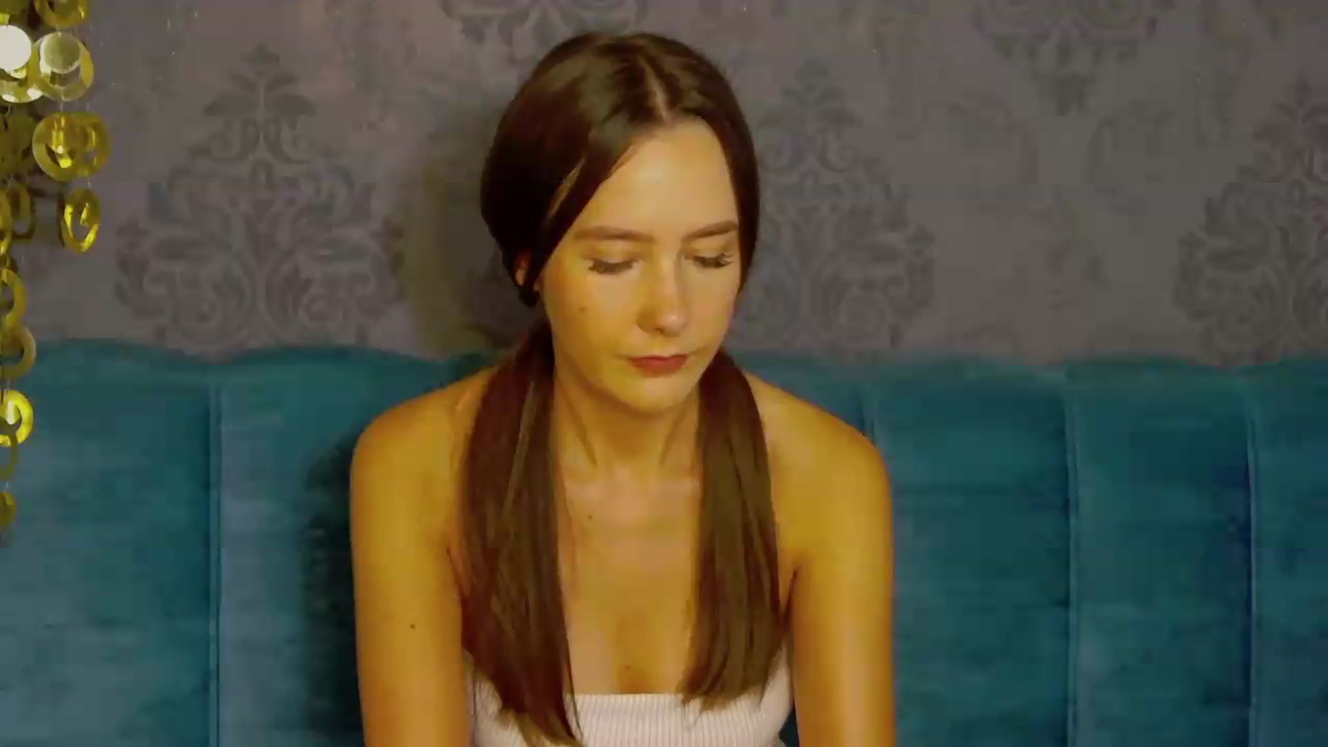 Gallery image thumbnail from Radiance's myfreecams stream on, 07/12/2026, 18:37 image 7 of 20