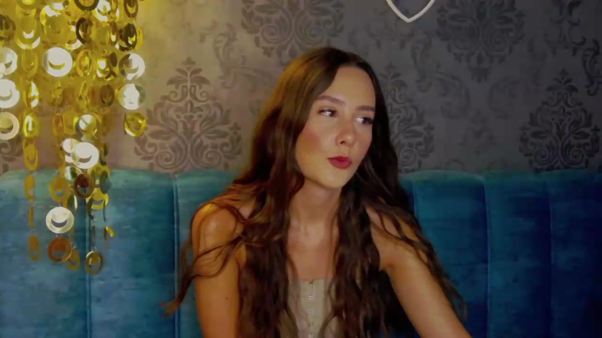 Gallery image thumbnail from Radiance's myfreecams stream on, 08/08/2026, 14:45 image 5 of 20