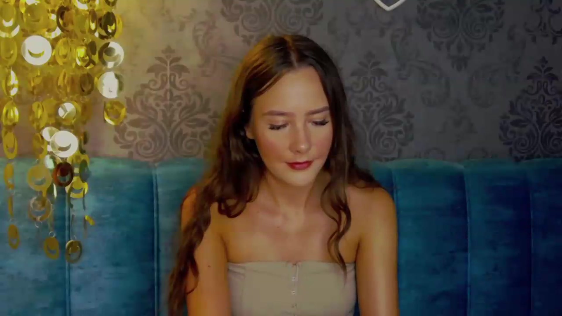 Gallery image thumbnail from Radiance's myfreecams stream on, 08/08/2026, 14:45 image 2 of 20