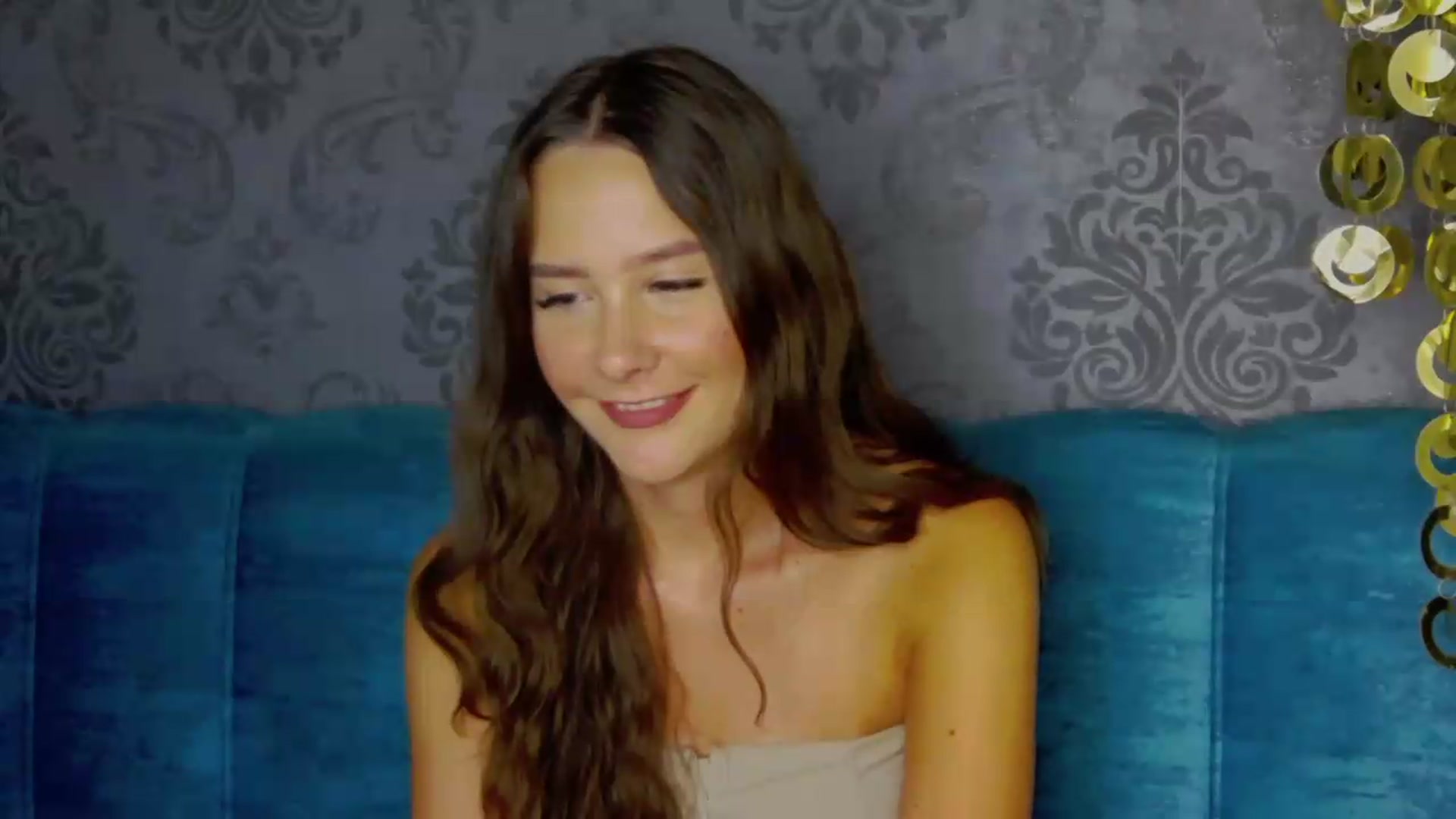 Gallery image thumbnail from Radiance's myfreecams stream on, 08/08/2026, 18:45 image 6 of 20