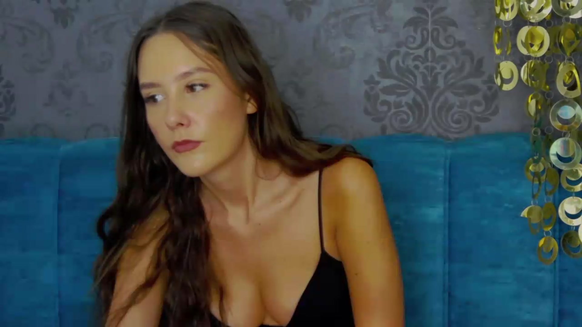 Gallery image thumbnail from Radiance's myfreecams stream on, 08/10/2026, 13:19 image 4 of 20