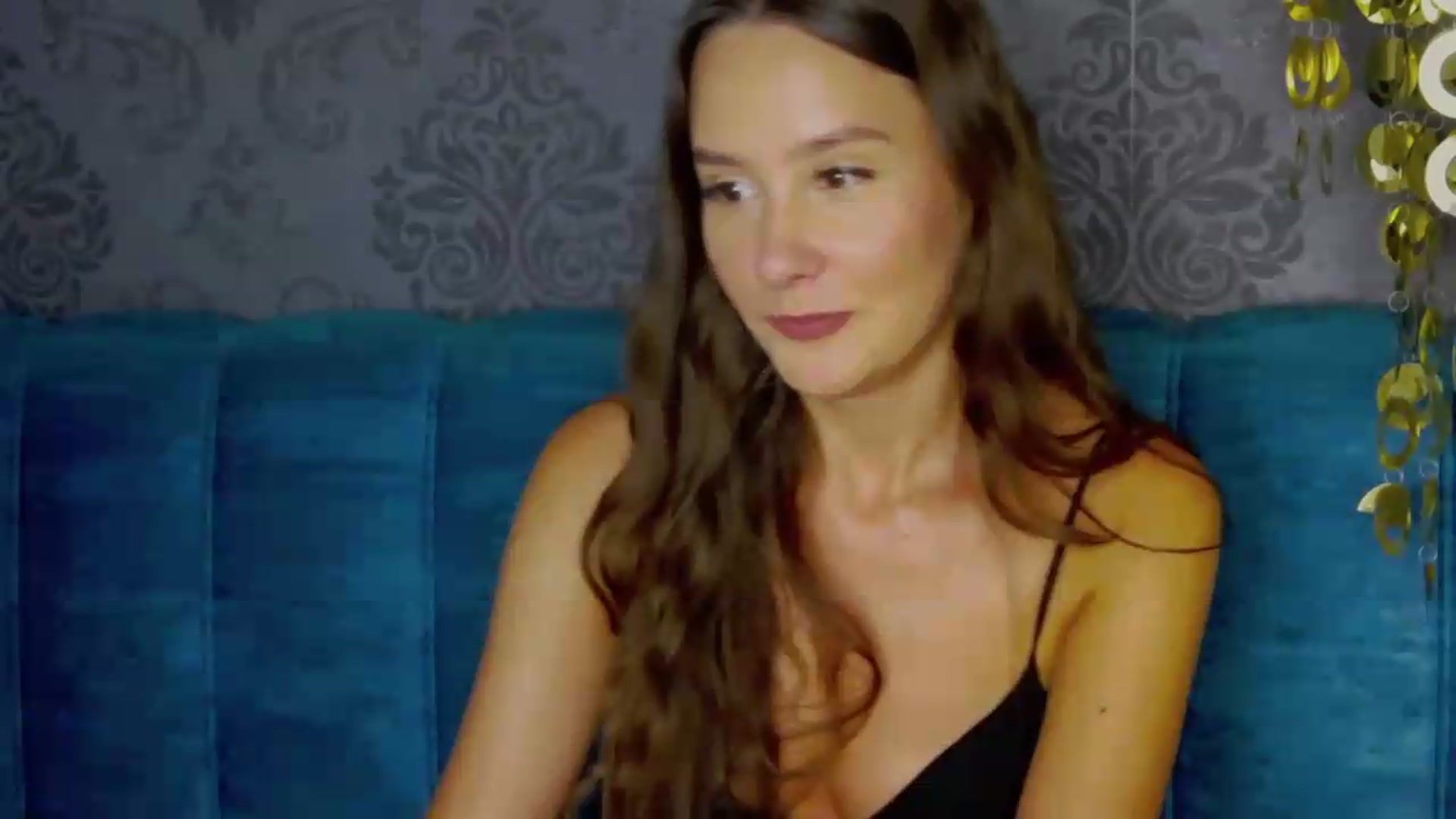 Gallery image thumbnail from Radiance's myfreecams stream on, 08/10/2026, 18:11 image 11 of 20