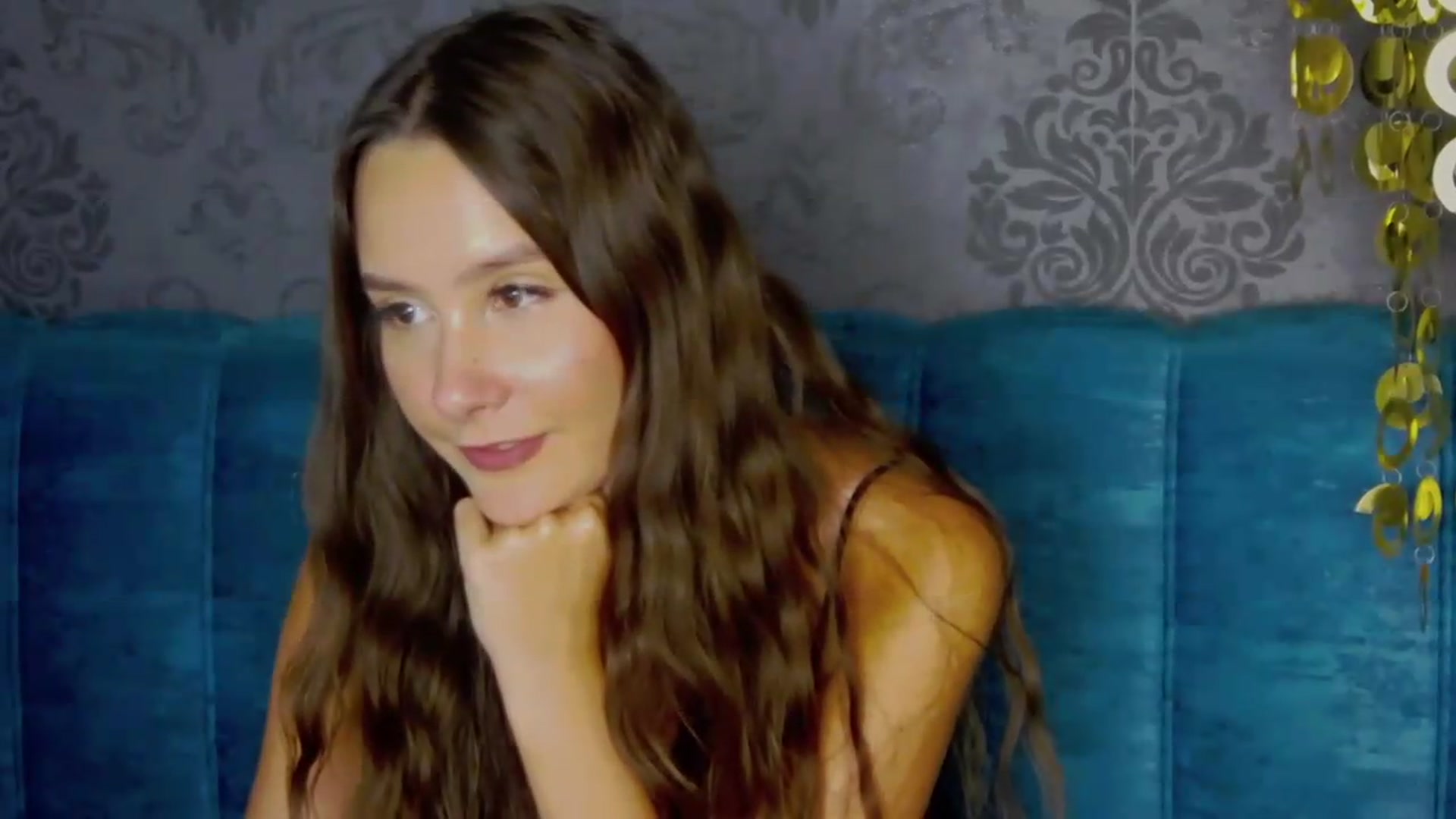 Gallery image thumbnail from Radiance's myfreecams stream on, 08/10/2026, 18:11 image 13 of 20