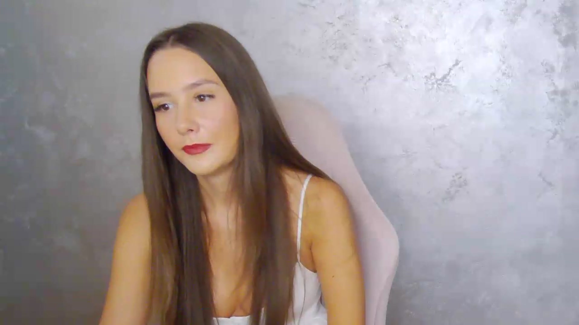 Gallery image thumbnail from Radiance's myfreecams stream on, 08/13/2026, 13:11 image 19 of 20