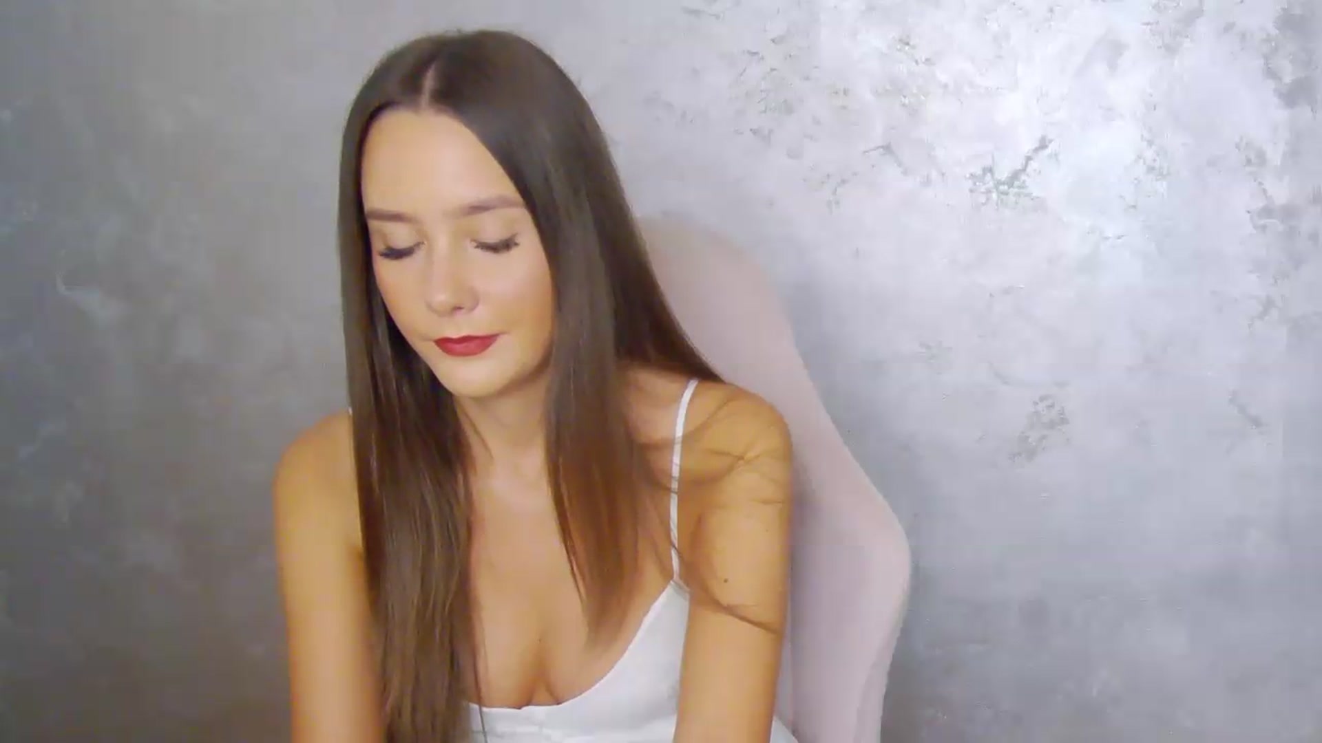 Gallery image thumbnail from Radiance's myfreecams stream on, 08/13/2026, 13:11 image 8 of 20