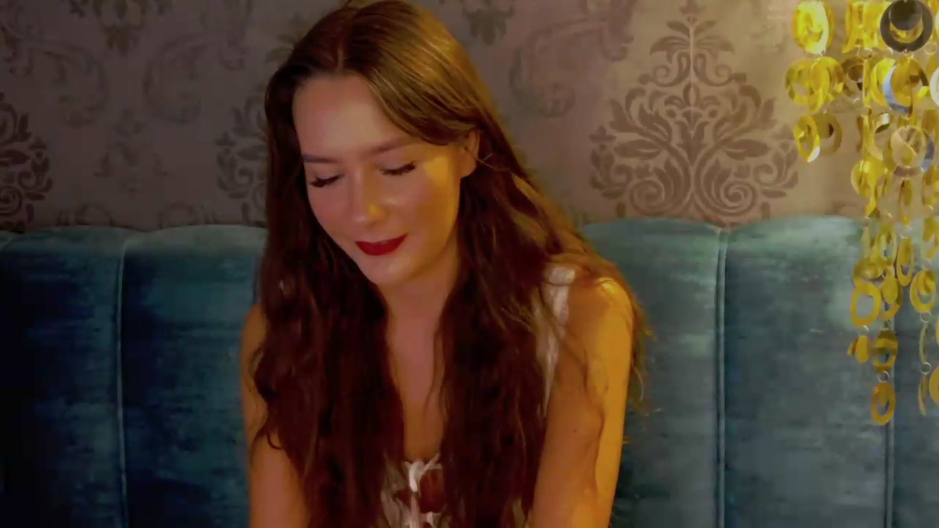 Gallery image thumbnail from Radiance's myfreecams stream on, 08/16/2026, 15:40 image 16 of 20