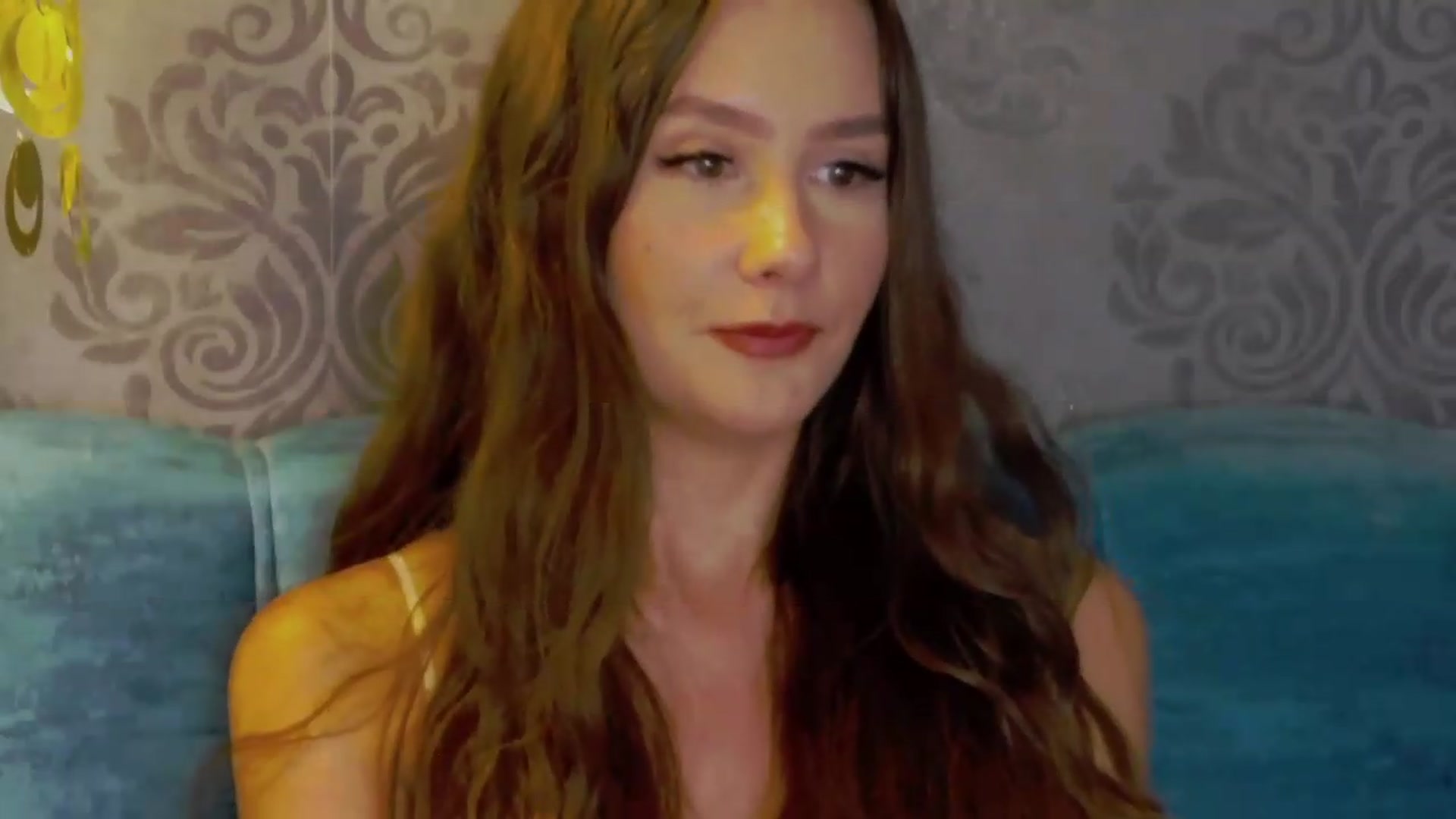 Gallery image thumbnail from Radiance's myfreecams stream on, 08/19/2026, 18:54 image 10 of 20