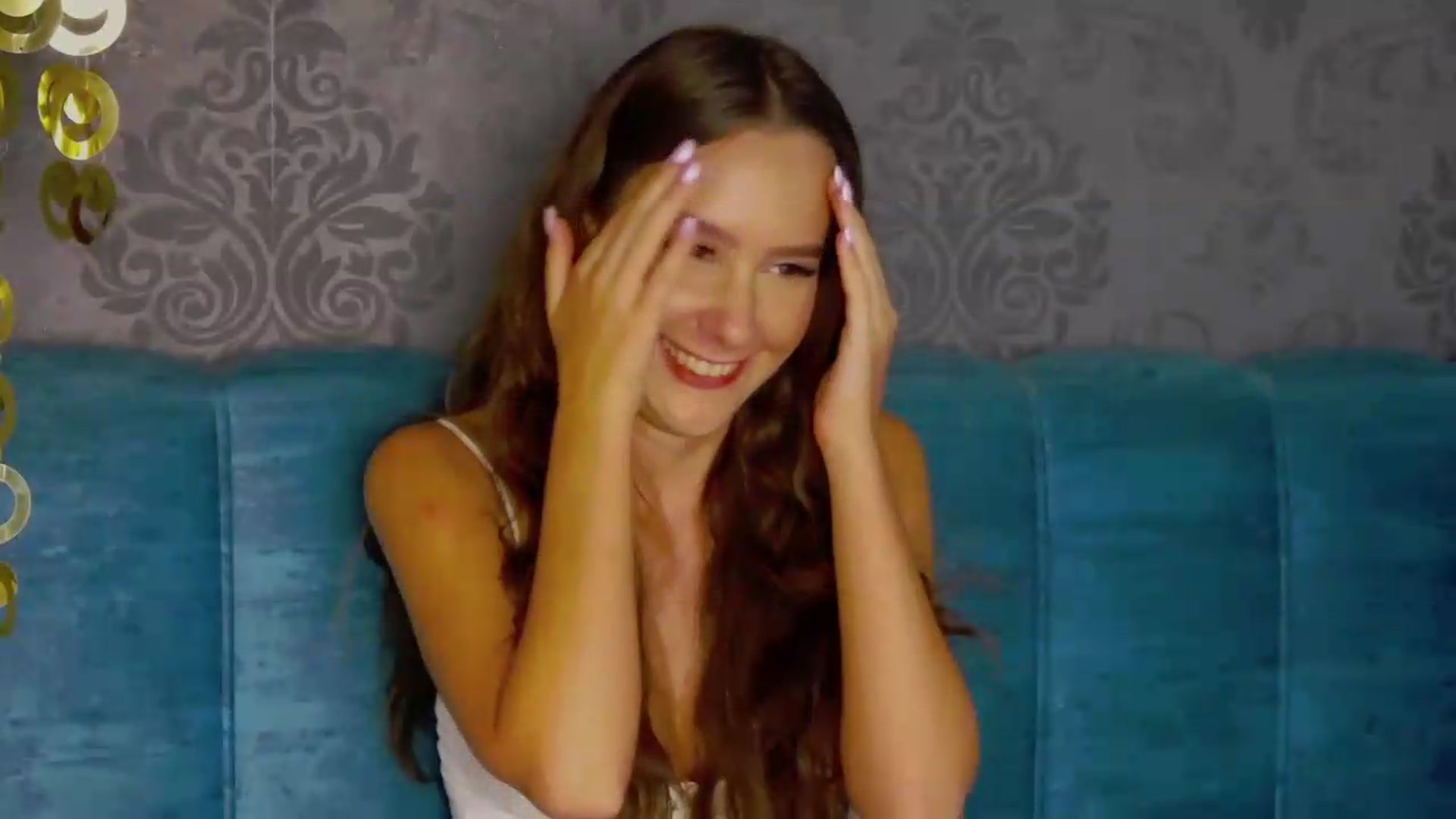 Gallery image thumbnail from Radiance's myfreecams stream on, 08/28/2026, 19:53 image 12 of 20