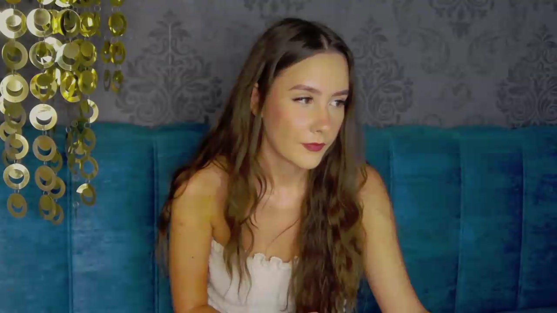 Gallery image thumbnail from Radiance's myfreecams stream on, 08/31/2026, 14:14 image 14 of 20