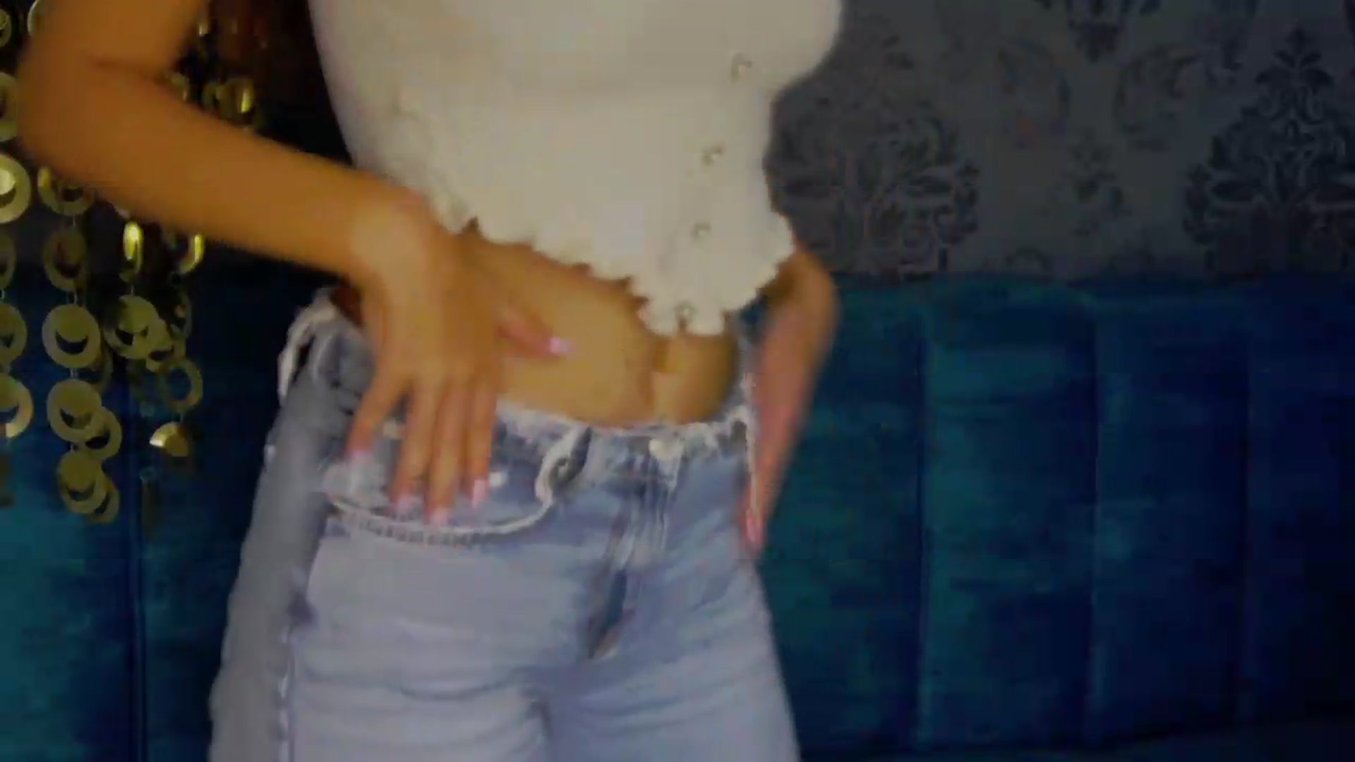 Gallery image thumbnail from Radiance's myfreecams stream on, 08/31/2026, 14:14 image 3 of 20