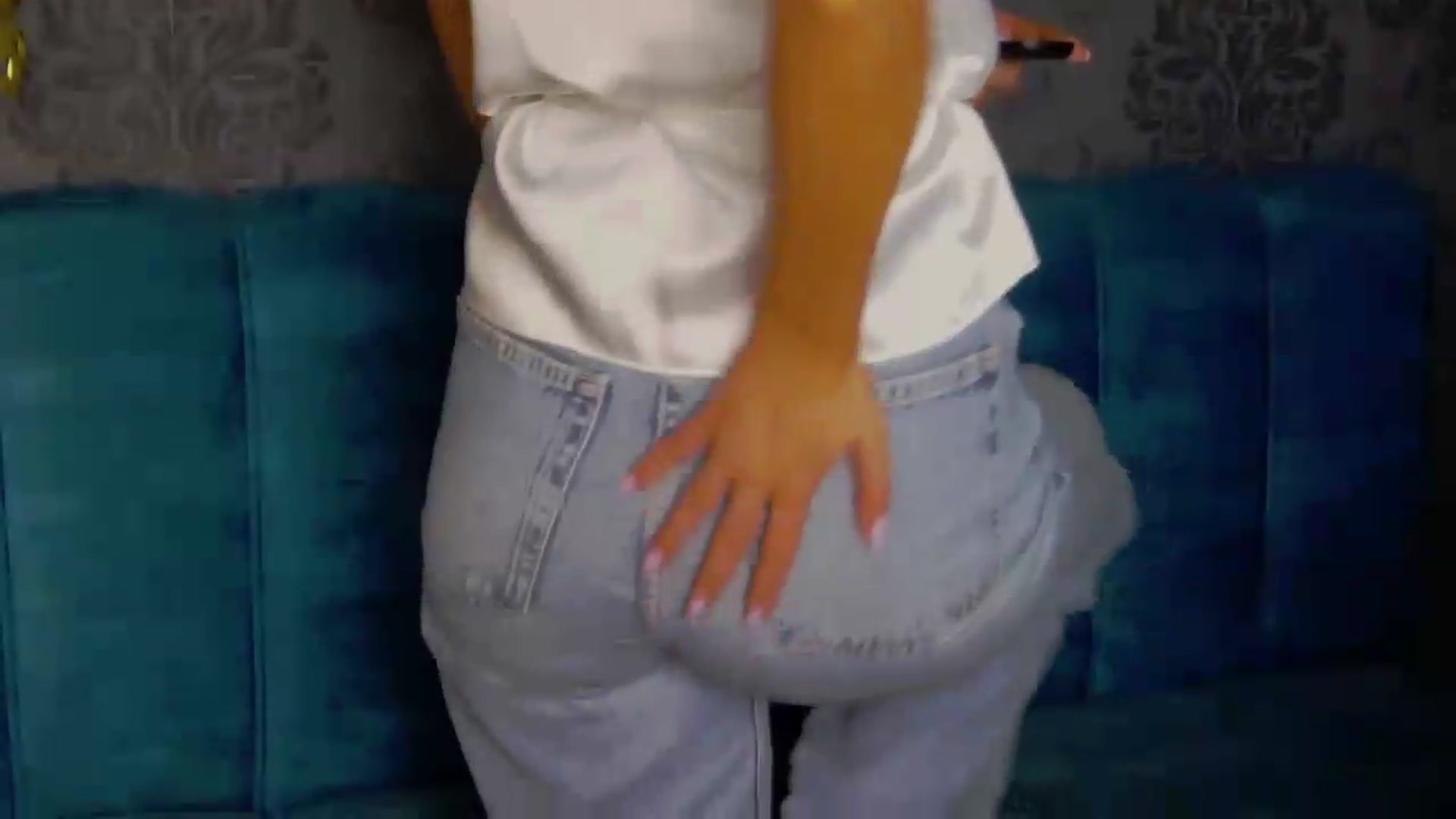 Gallery image thumbnail from Radiance's myfreecams stream on, 09/07/2026, 17:06 image 11 of 20