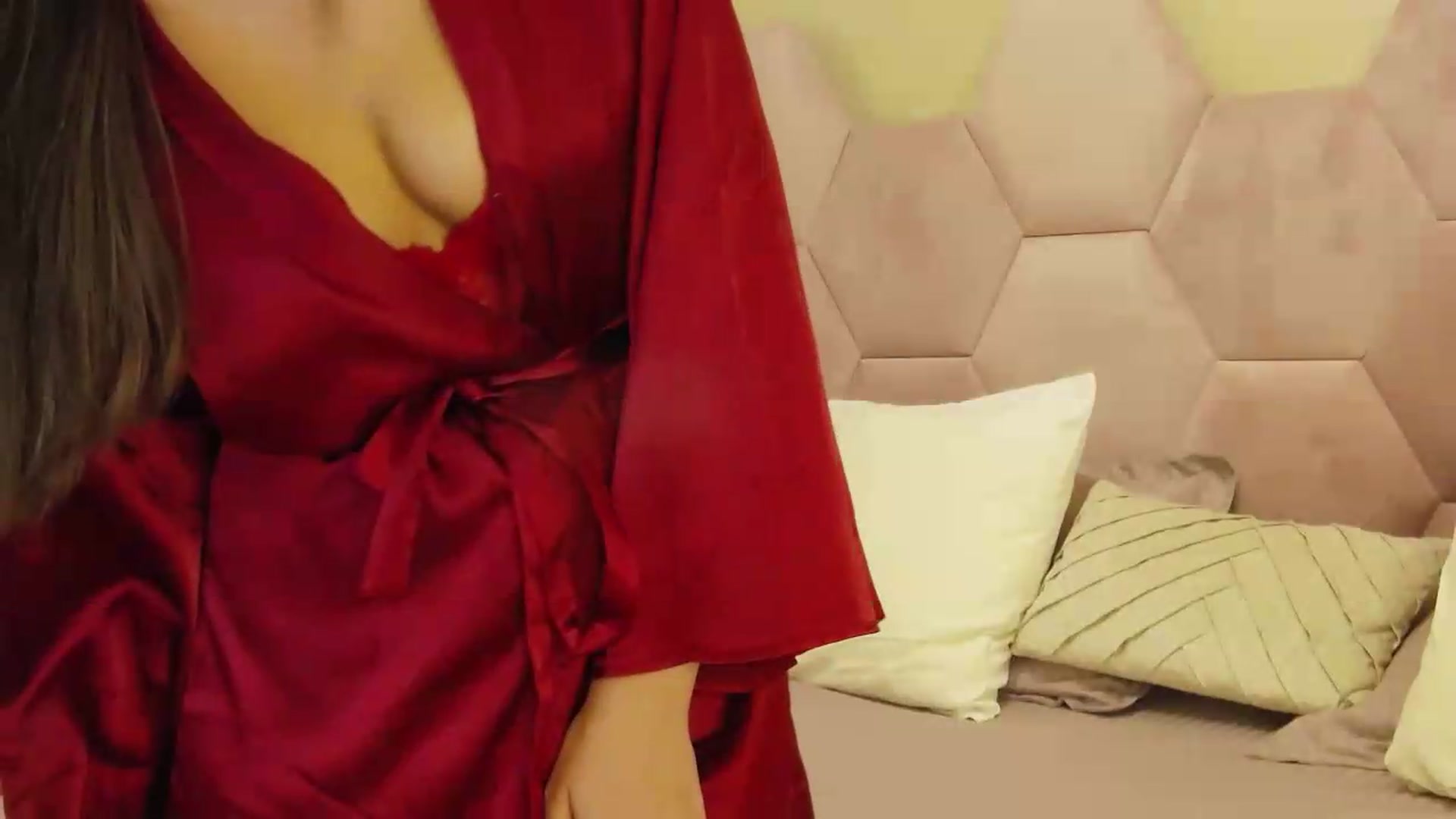 Gallery image thumbnail from Radiance's myfreecams stream on, 09/08/2026, 15:03 image 13 of 20