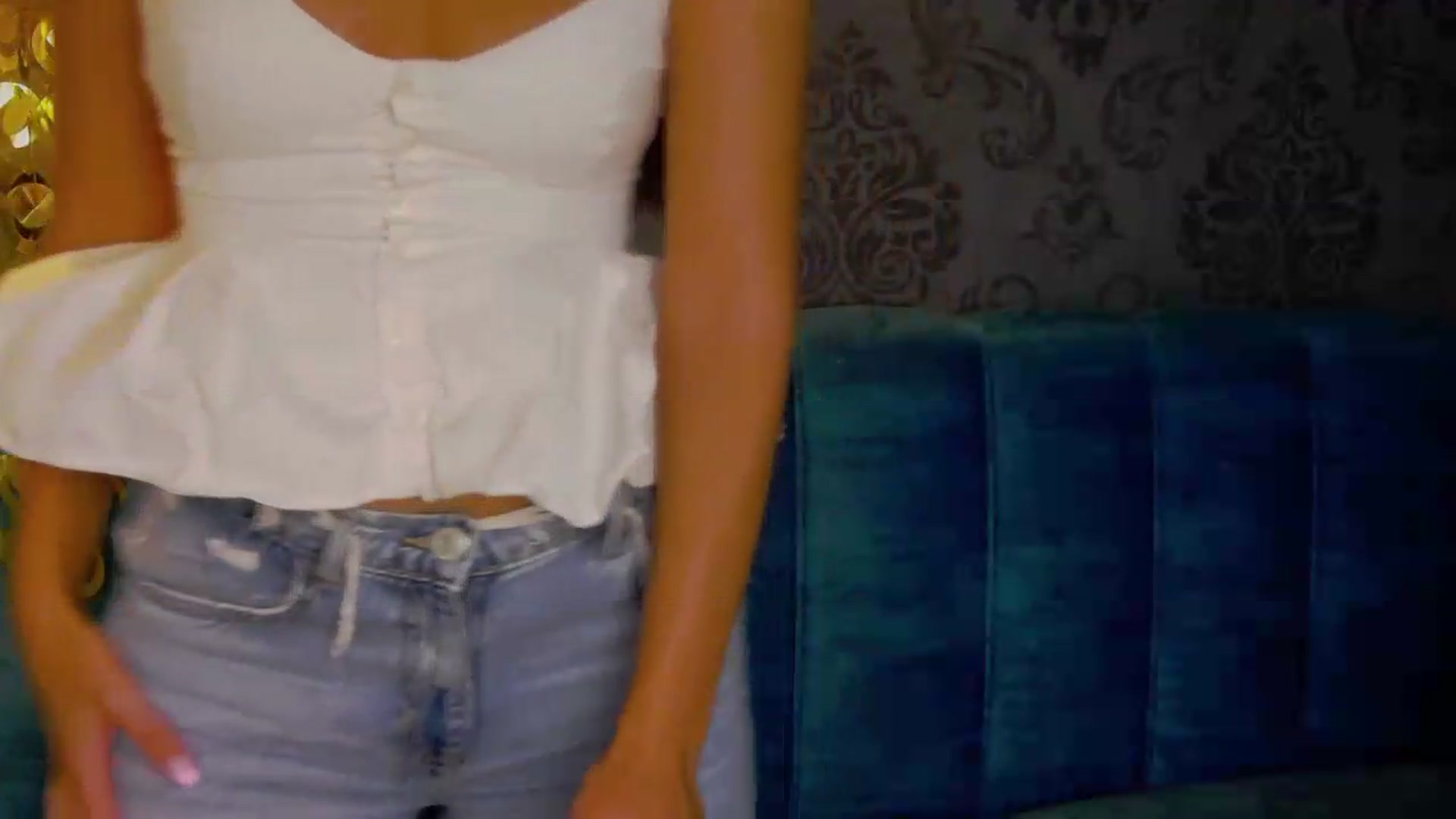 Gallery image thumbnail from Radiance's myfreecams stream on, 09/12/2026, 14:23 image 10 of 20