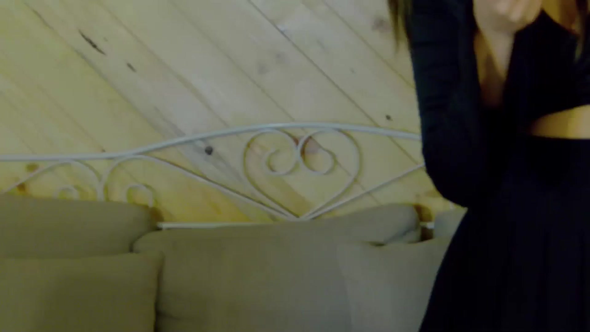 Gallery image thumbnail from RadianceBDay's myfreecams stream on, 10/03/2023, 14:05 image 17 of 20