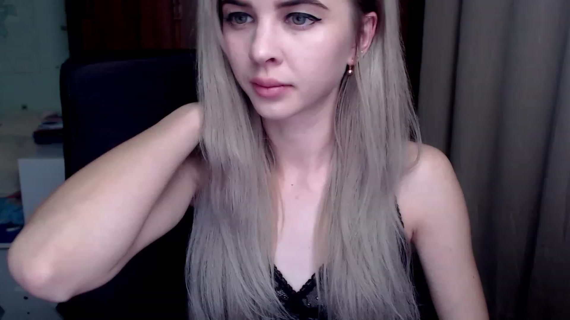Gallery image thumbnail from Radiance_sun's myfreecams stream on, 12/11/2022, 19:42 image 19 of 20