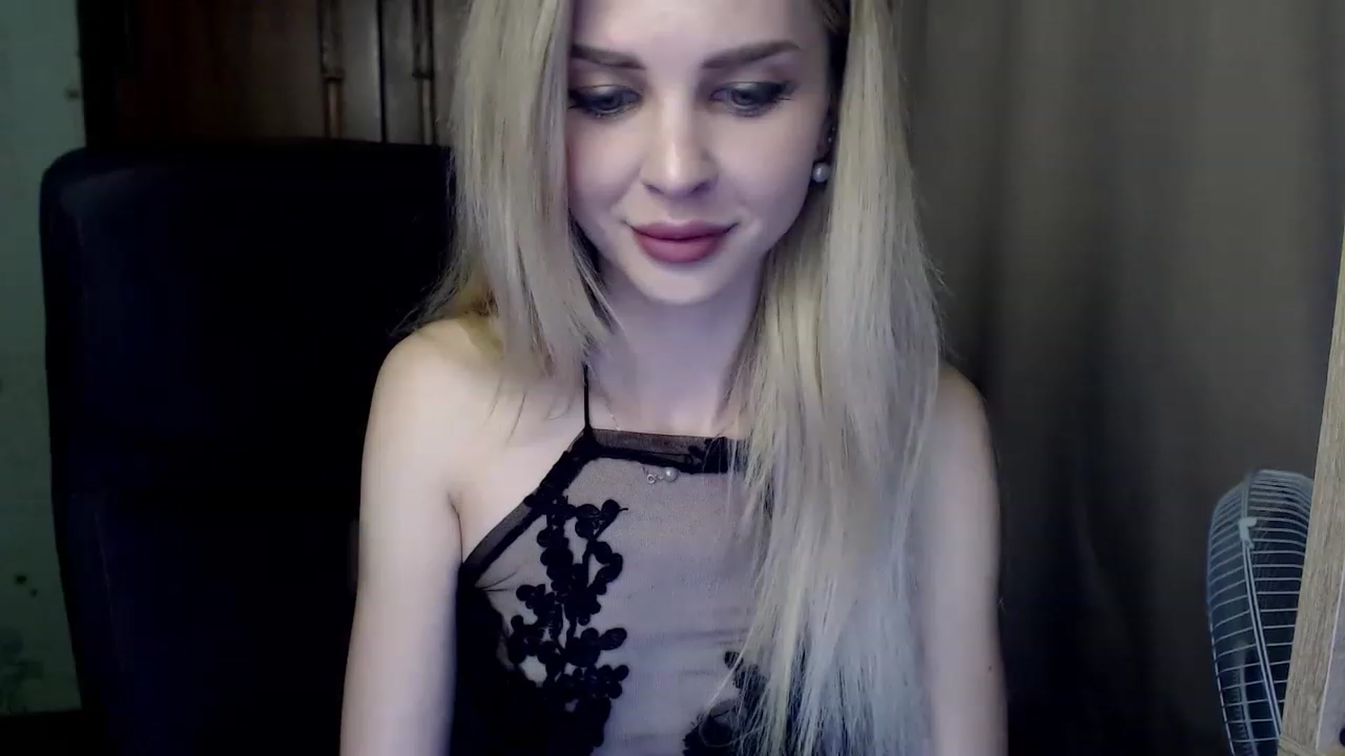 Gallery image thumbnail from Radiance_sun's myfreecams stream on, 07/13/2023, 18:30 image 20 of 20