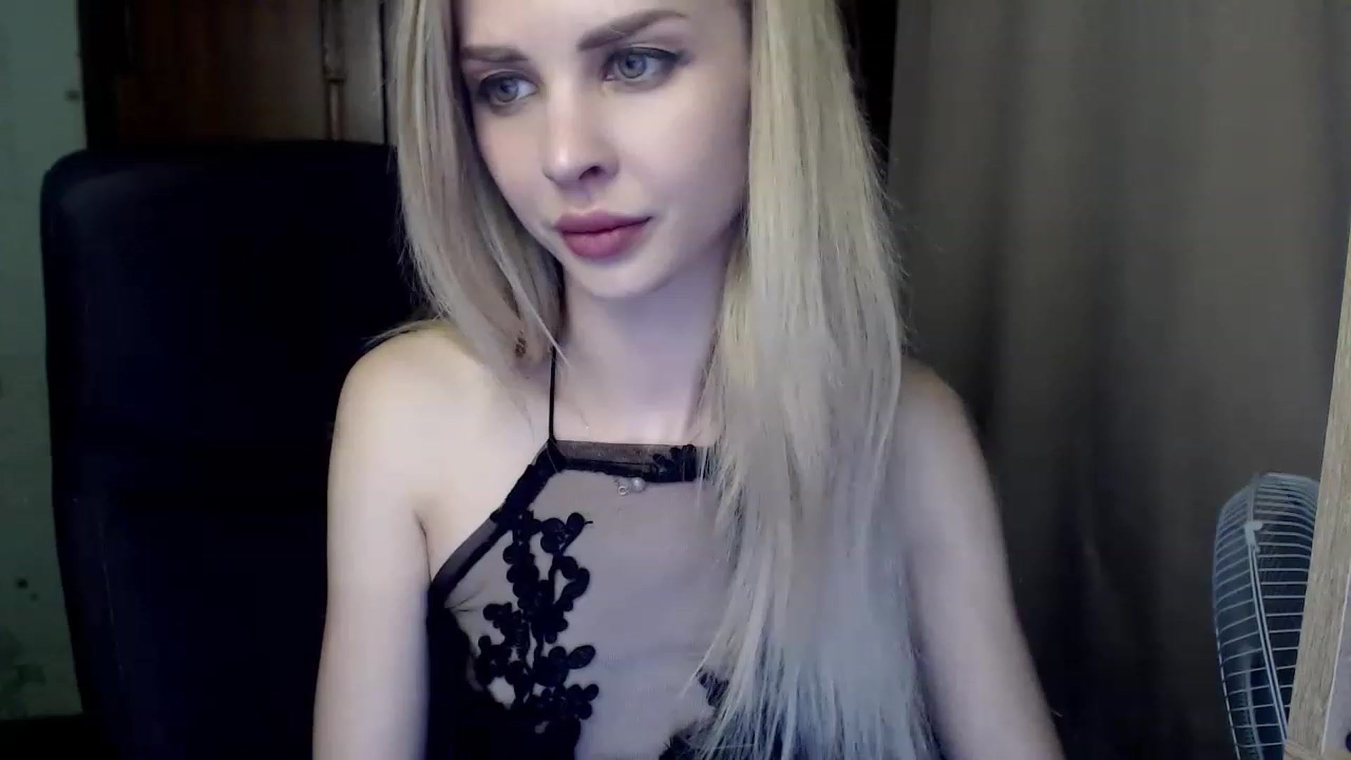 Gallery image thumbnail from Radiance_sun's myfreecams stream on, 07/13/2023, 18:30 image 19 of 20