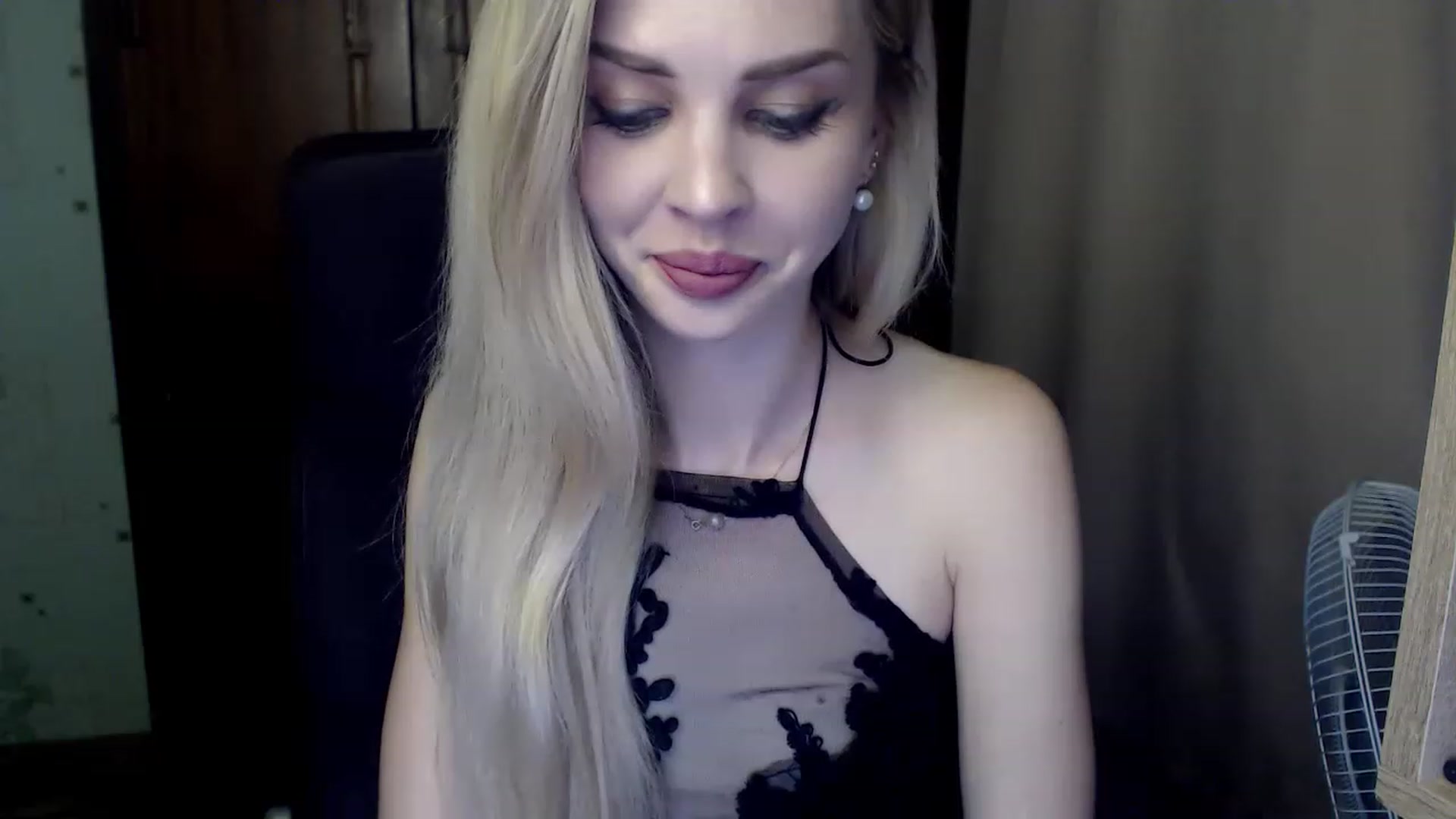 Gallery image thumbnail from Radiance_sun's myfreecams stream on, 07/13/2023, 18:30 image 5 of 20