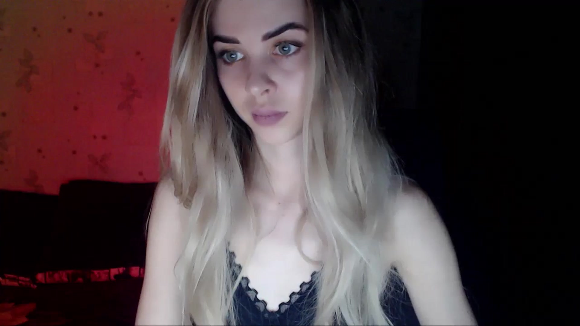 Gallery image thumbnail from Radiance_sun's myfreecams stream on, 03/31/2024, 20:12 image 5 of 20