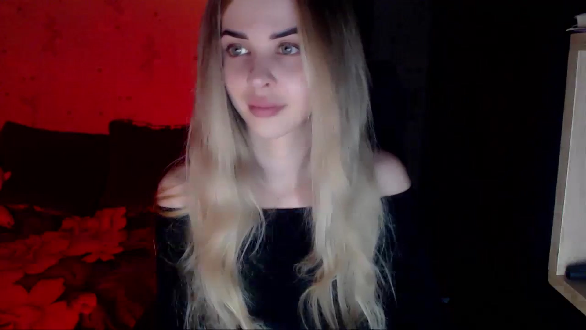 Gallery image thumbnail from Radiance_sun's myfreecams stream on, 04/02/2024, 19:06 image 3 of 20