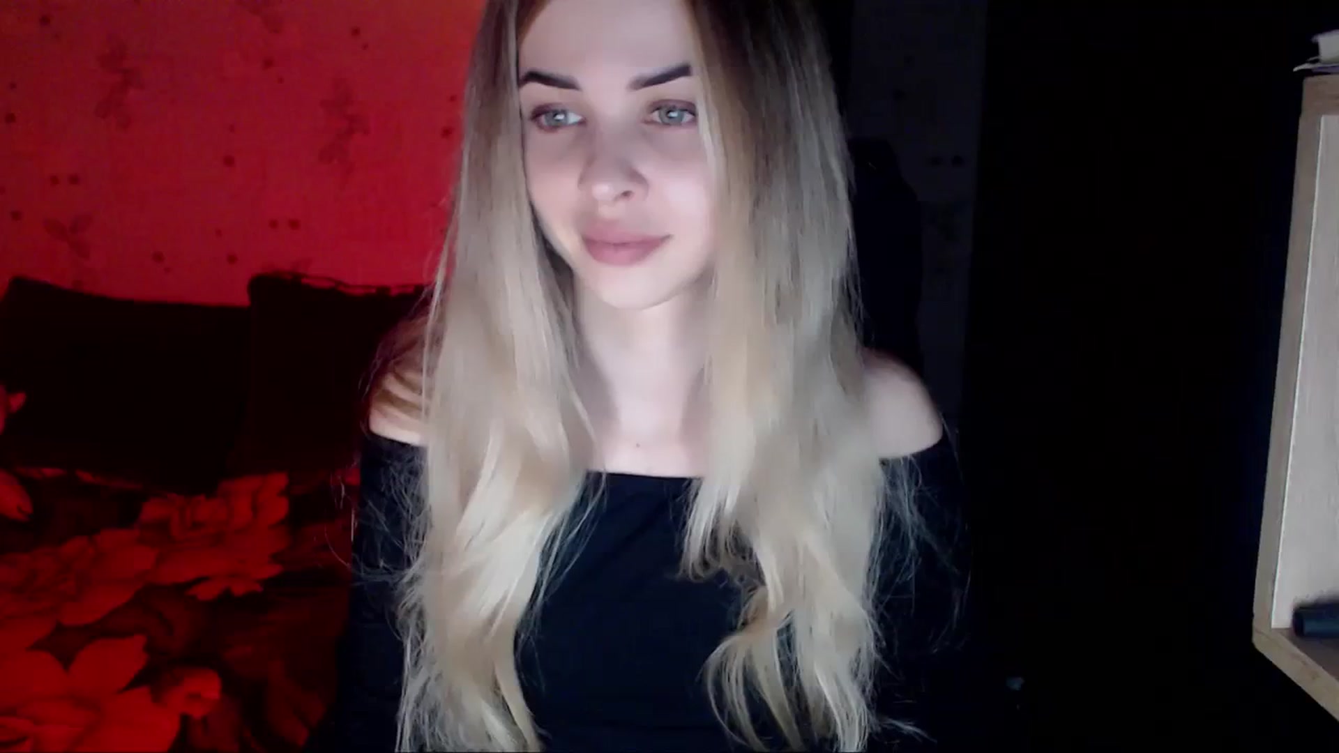 Gallery image thumbnail from Radiance_sun's myfreecams stream on, 04/02/2024, 19:06 image 1 of 20