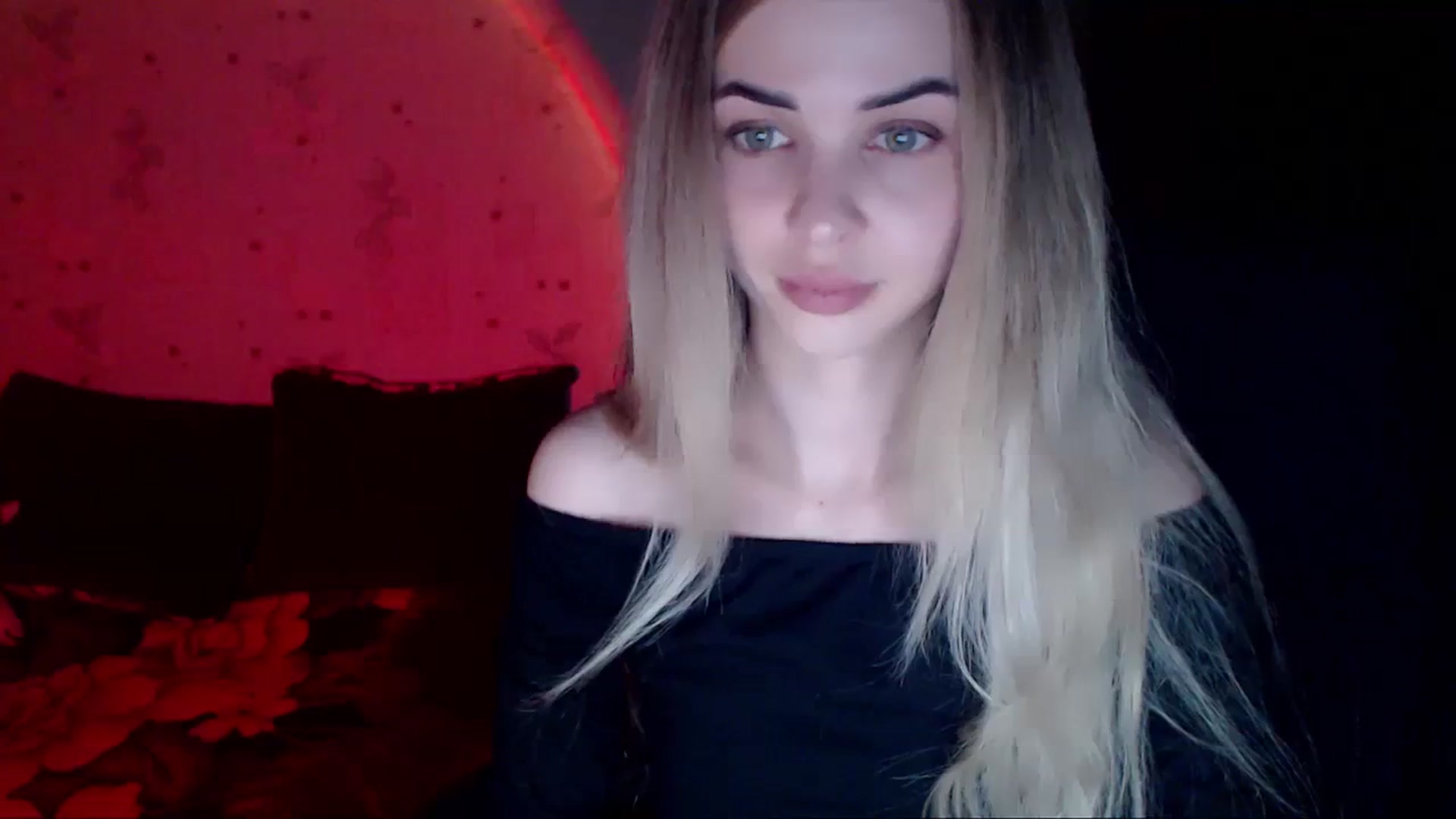 Gallery image thumbnail from Radiance_sun's myfreecams stream on, 04/02/2024, 19:06 image 20 of 20