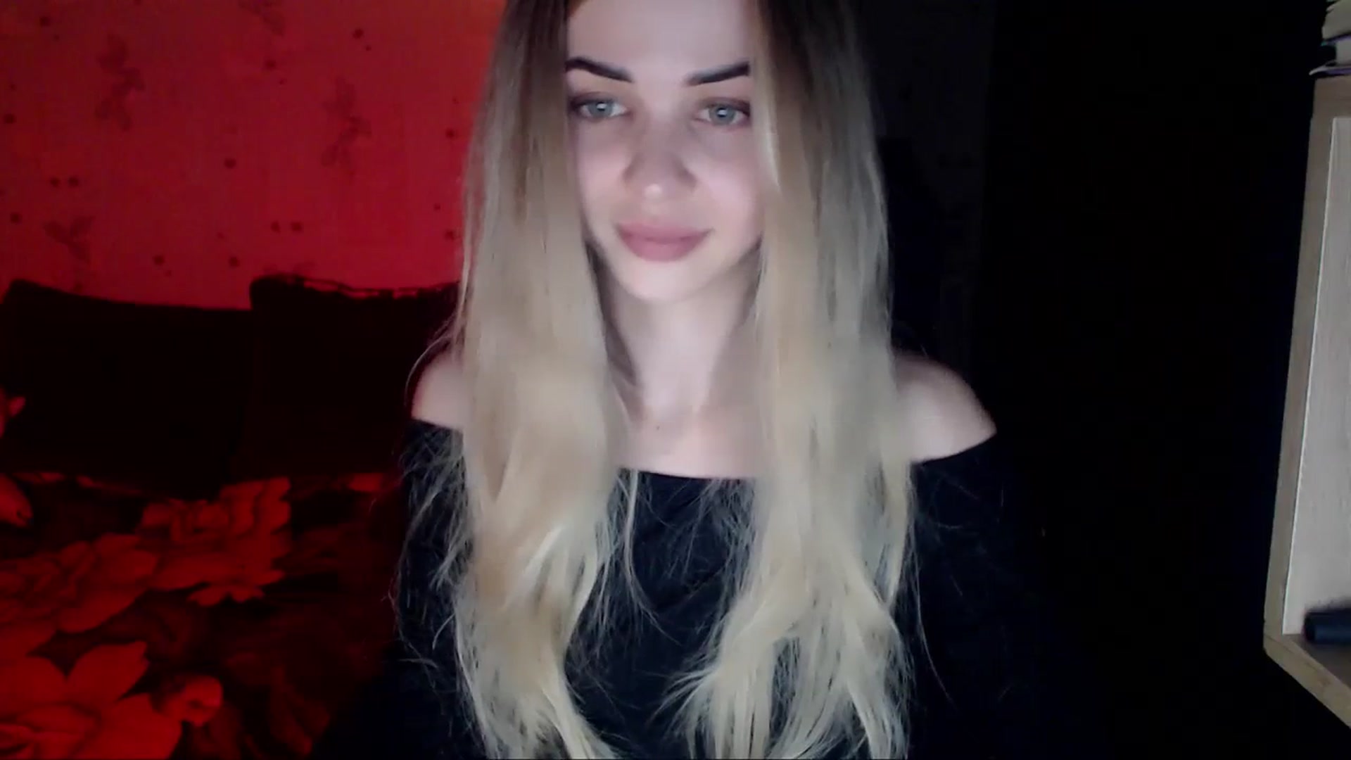 Gallery image thumbnail from Radiance_sun's myfreecams stream on, 04/02/2024, 19:06 image 12 of 20