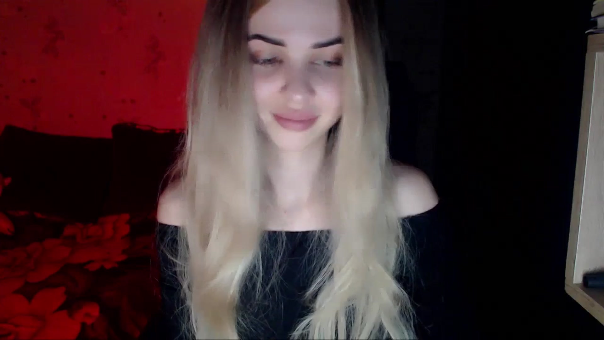 Gallery image thumbnail from Radiance_sun's myfreecams stream on, 04/02/2024, 19:06 image 8 of 20