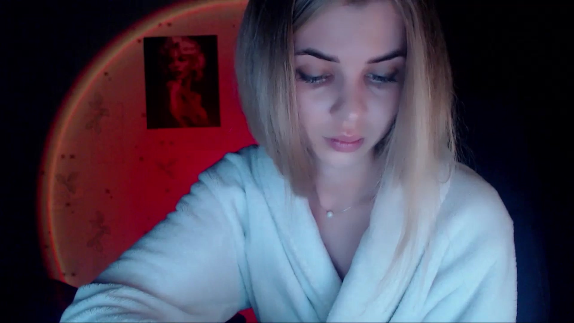 Gallery image thumbnail from Radiance_sun's myfreecams stream on, 04/27/2024, 20:09 image 15 of 20