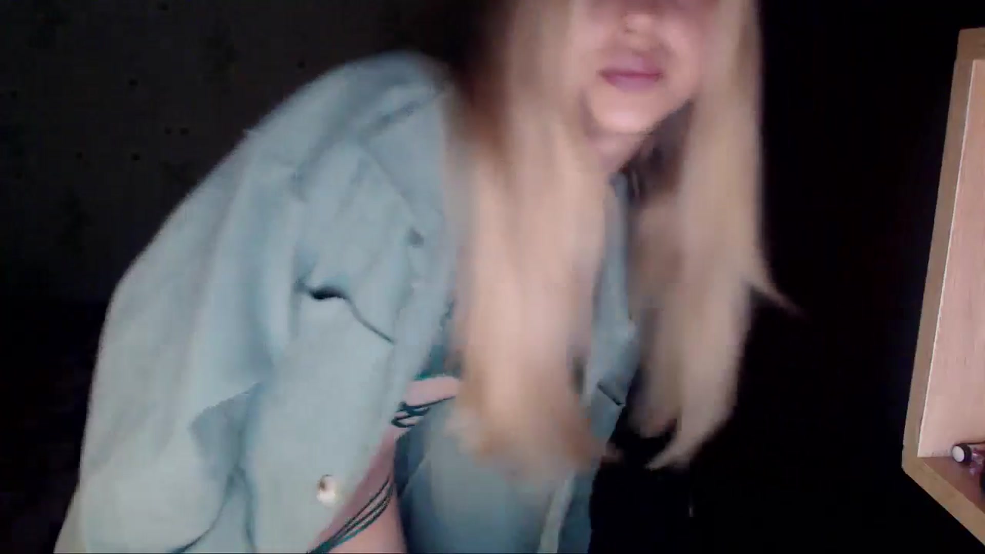 Gallery image thumbnail from Radiance_sun's myfreecams stream on, 05/04/2024, 20:10 image 17 of 20