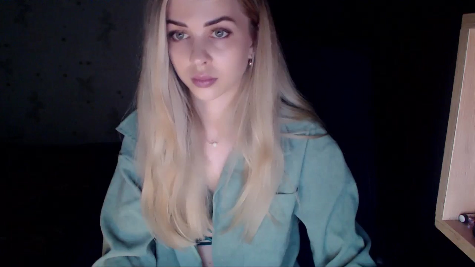 Gallery image thumbnail from Radiance_sun's myfreecams stream on, 05/04/2024, 20:10 image 13 of 20