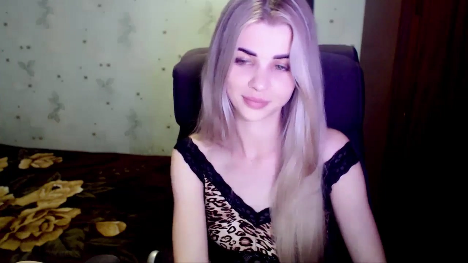 Gallery image thumbnail from Radiance_sun's myfreecams stream on, 06/26/2024, 14:54 image 2 of 20