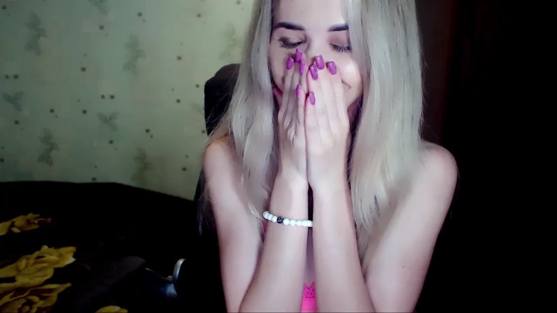 Gallery image thumbnail from Radiance_sun's myfreecams stream on, 06/29/2024, 19:03 image 7 of 20