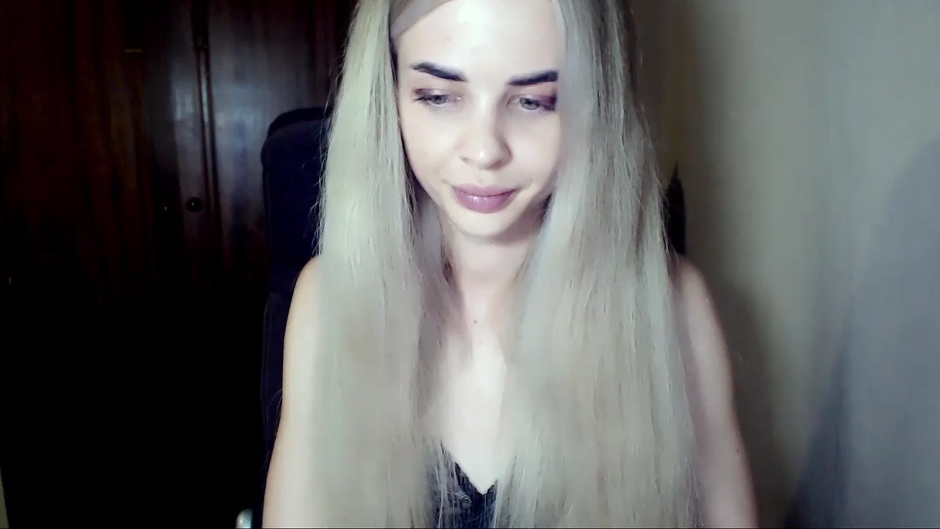 Gallery image thumbnail from Radiance_sun's myfreecams stream on, 07/30/2024, 19:27 image 20 of 20