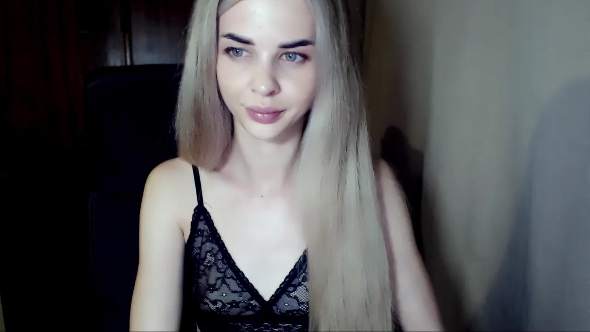 Gallery image thumbnail from Radiance_sun's myfreecams stream on, 07/30/2024, 19:27 image 17 of 20