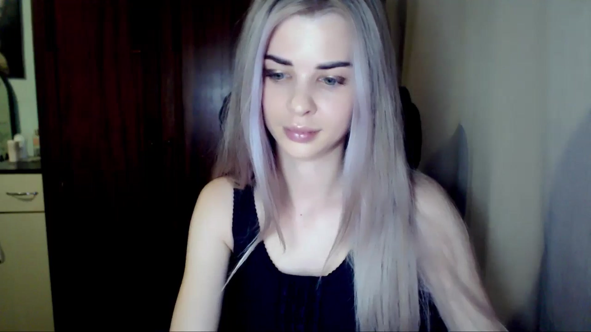 Gallery image thumbnail from Radiance_sun's myfreecams stream on, 08/23/2024, 19:47 image 9 of 20