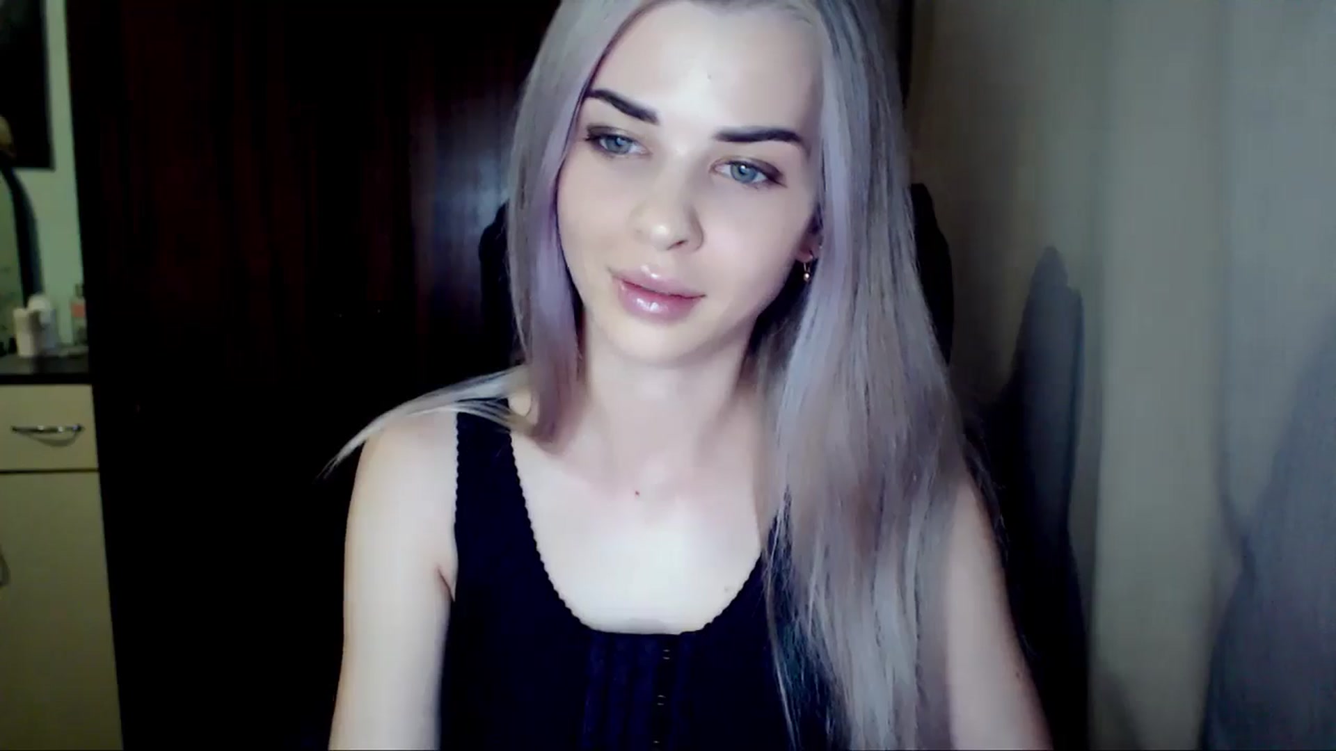 Gallery image thumbnail from Radiance_sun's myfreecams stream on, 08/23/2024, 19:47 image 2 of 20