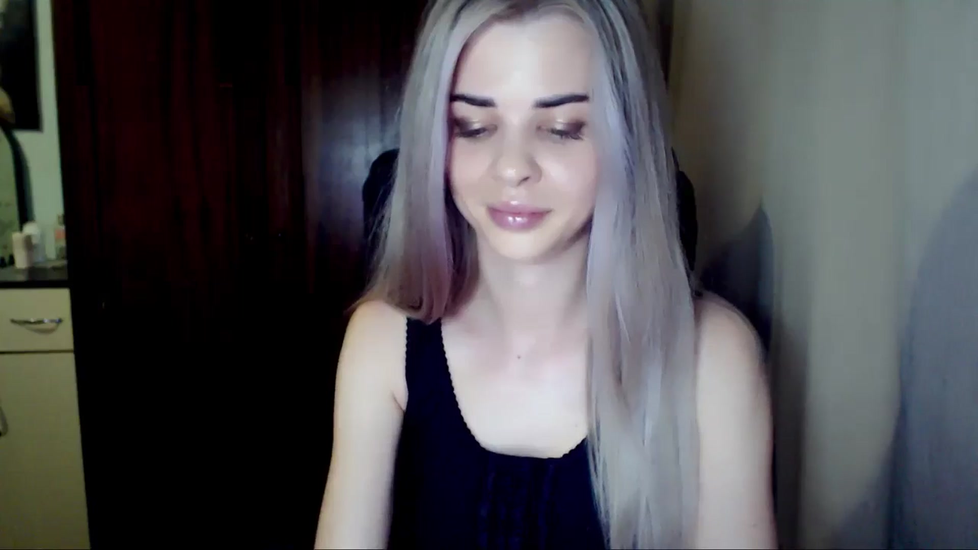 Gallery image thumbnail from Radiance_sun's myfreecams stream on, 08/23/2024, 19:47 image 10 of 20