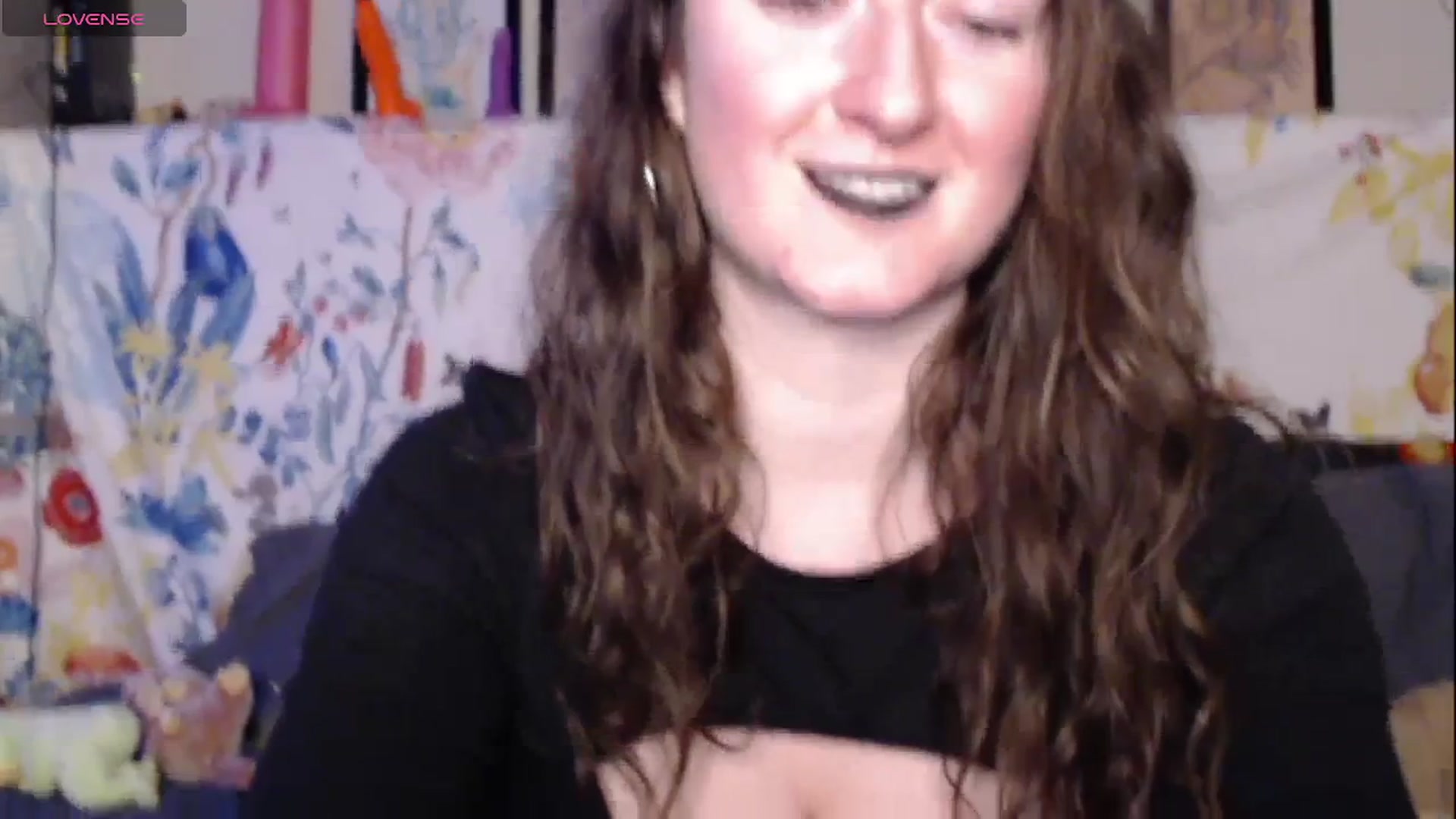 Gallery image thumbnail from RadiantLacy's myfreecams stream on, 12/28/2023, 11:08 image 15 of 20