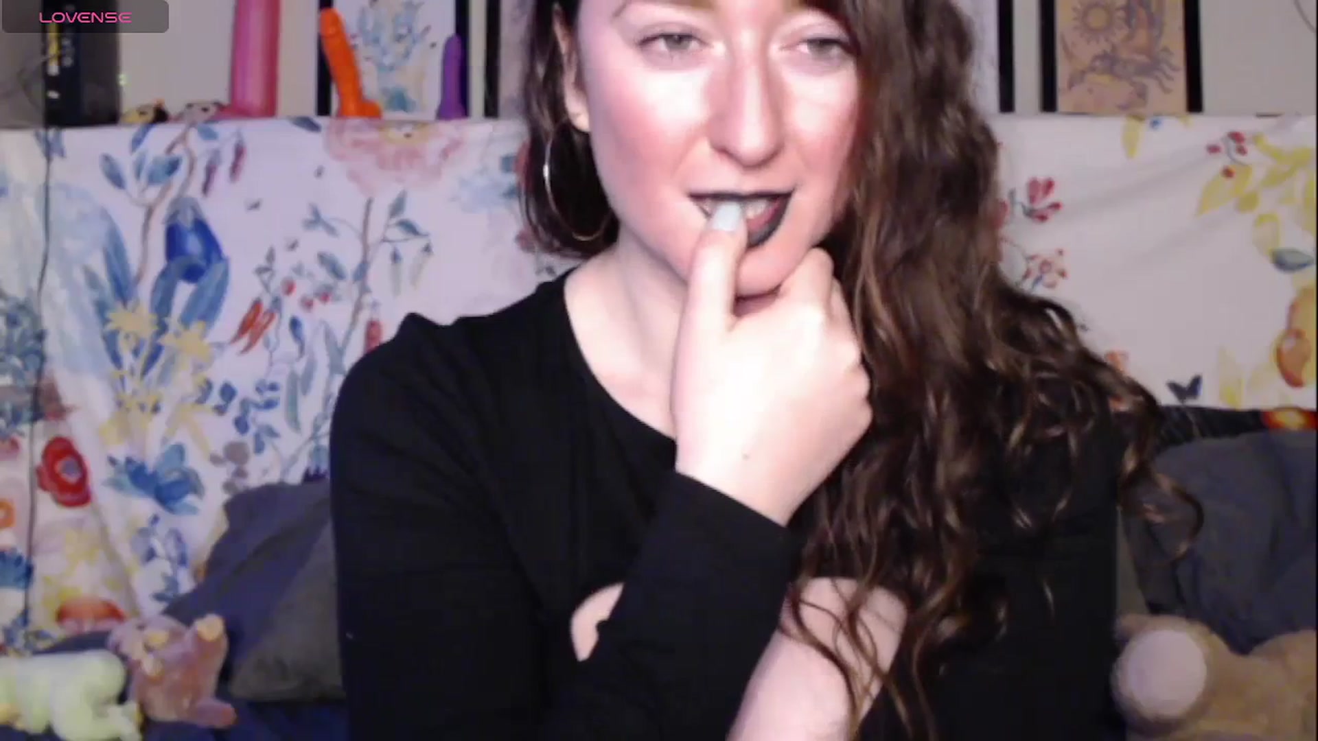 Gallery image thumbnail from RadiantLacy's myfreecams stream on, 12/28/2023, 11:08 image 14 of 20