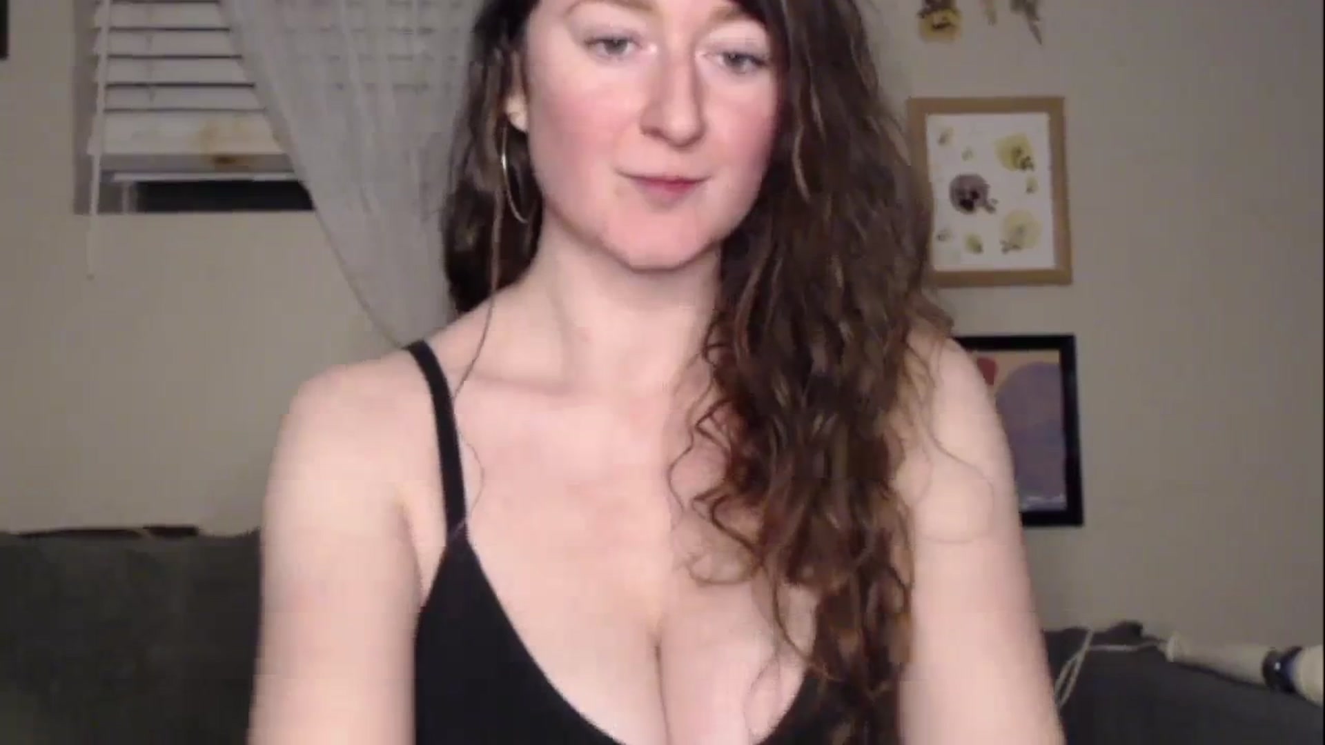 Gallery image thumbnail from RadiantLacy's myfreecams stream on, 12/30/2023, 12:48 image 8 of 20
