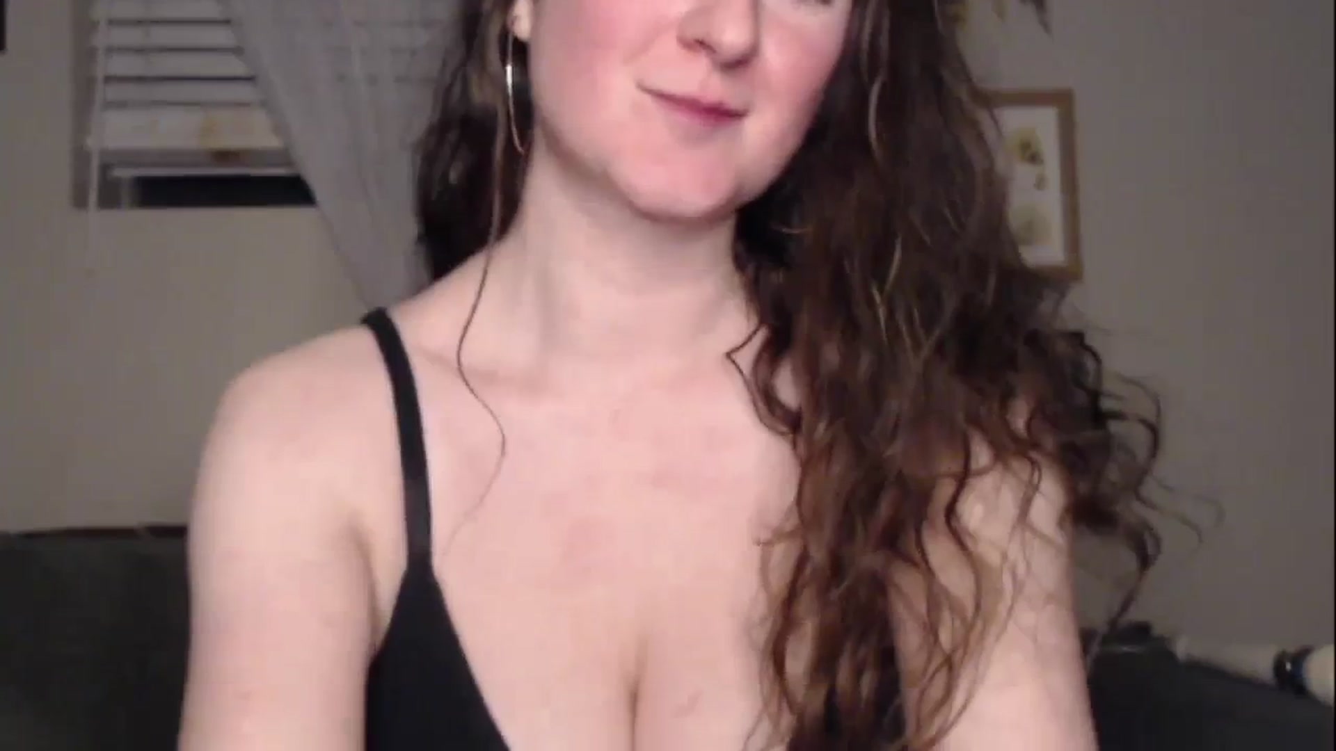 Gallery image thumbnail from RadiantLacy's myfreecams stream on, 12/30/2023, 12:48 image 9 of 20