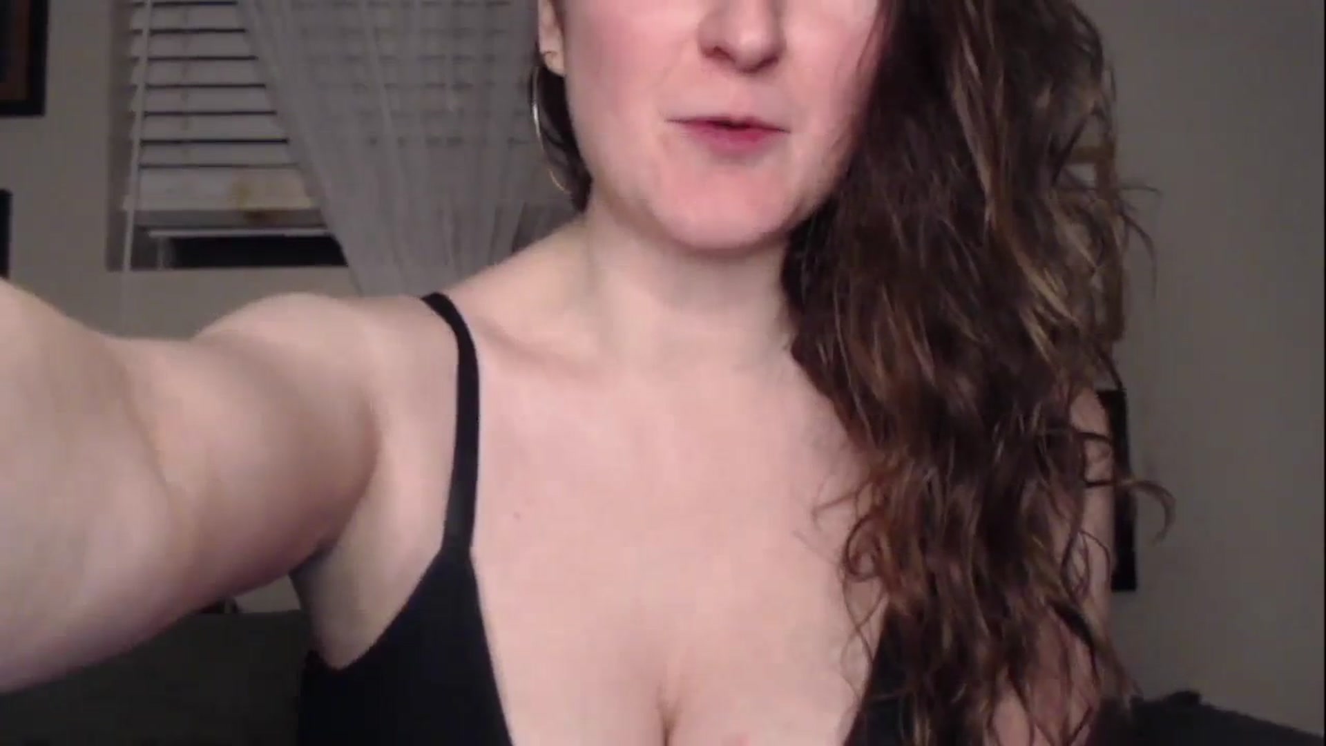 Gallery image thumbnail from RadiantLacy's myfreecams stream on, 12/30/2023, 14:24 image 18 of 20