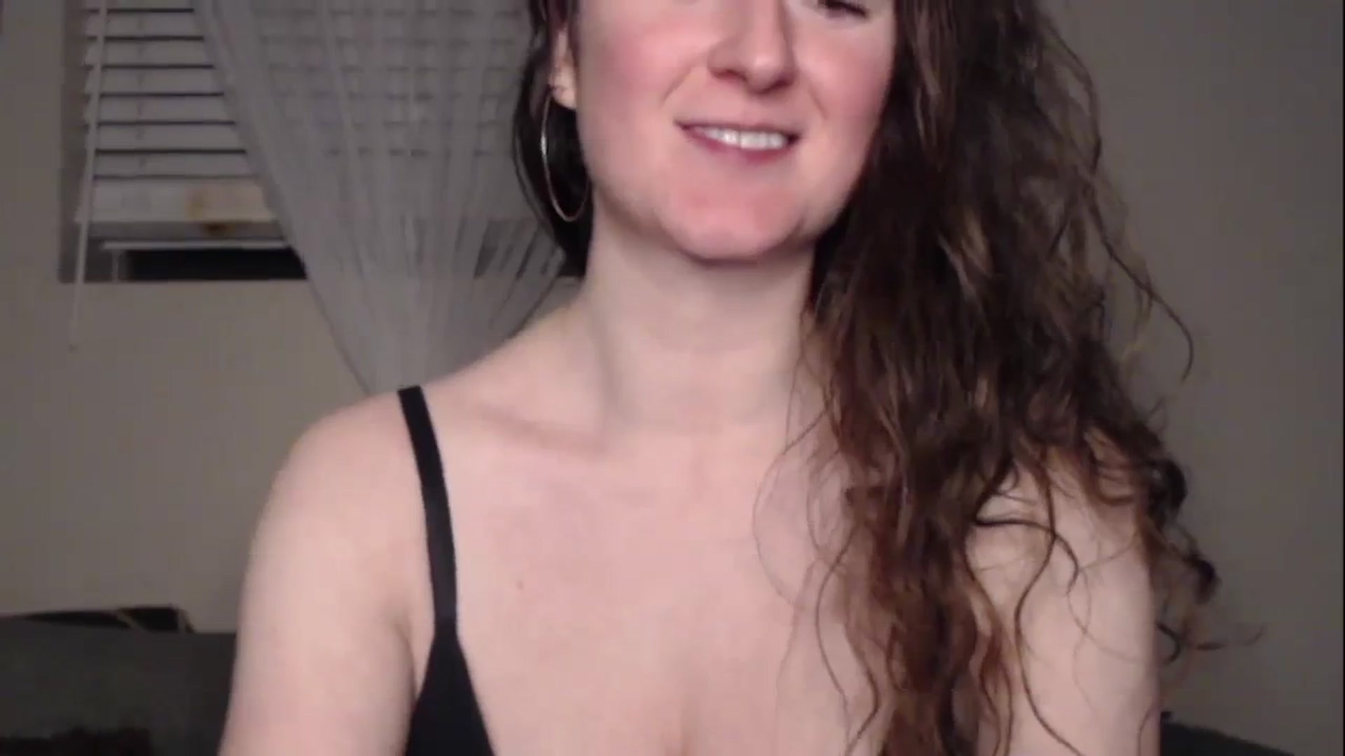 Gallery image thumbnail from RadiantLacy's myfreecams stream on, 12/30/2023, 14:24 image 6 of 20