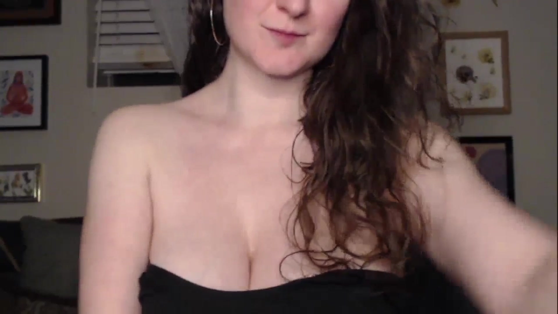 Gallery image thumbnail from RadiantLacy's myfreecams stream on, 12/30/2023, 15:20 image 12 of 20