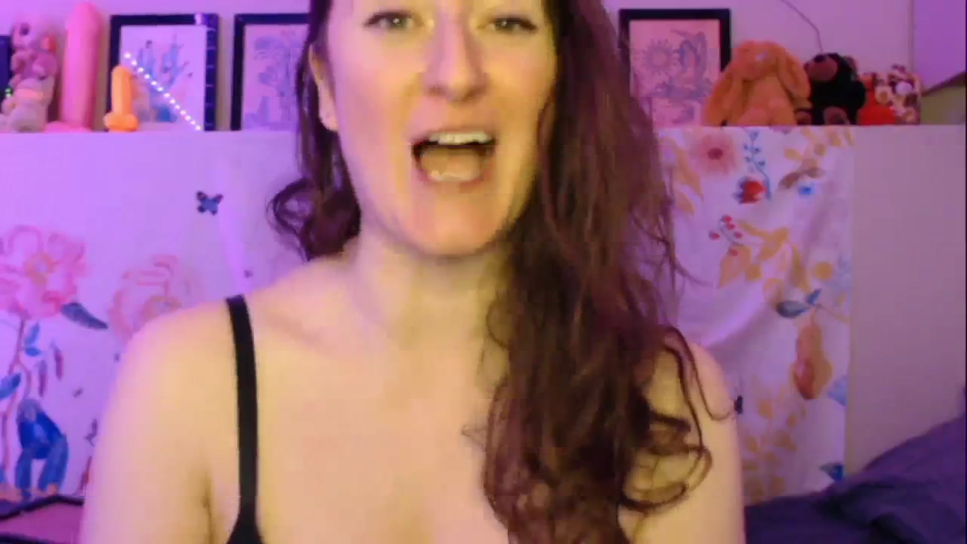 Gallery image thumbnail from RadiantLacy's myfreecams stream on, 01/08/2024, 13:38 image 12 of 20