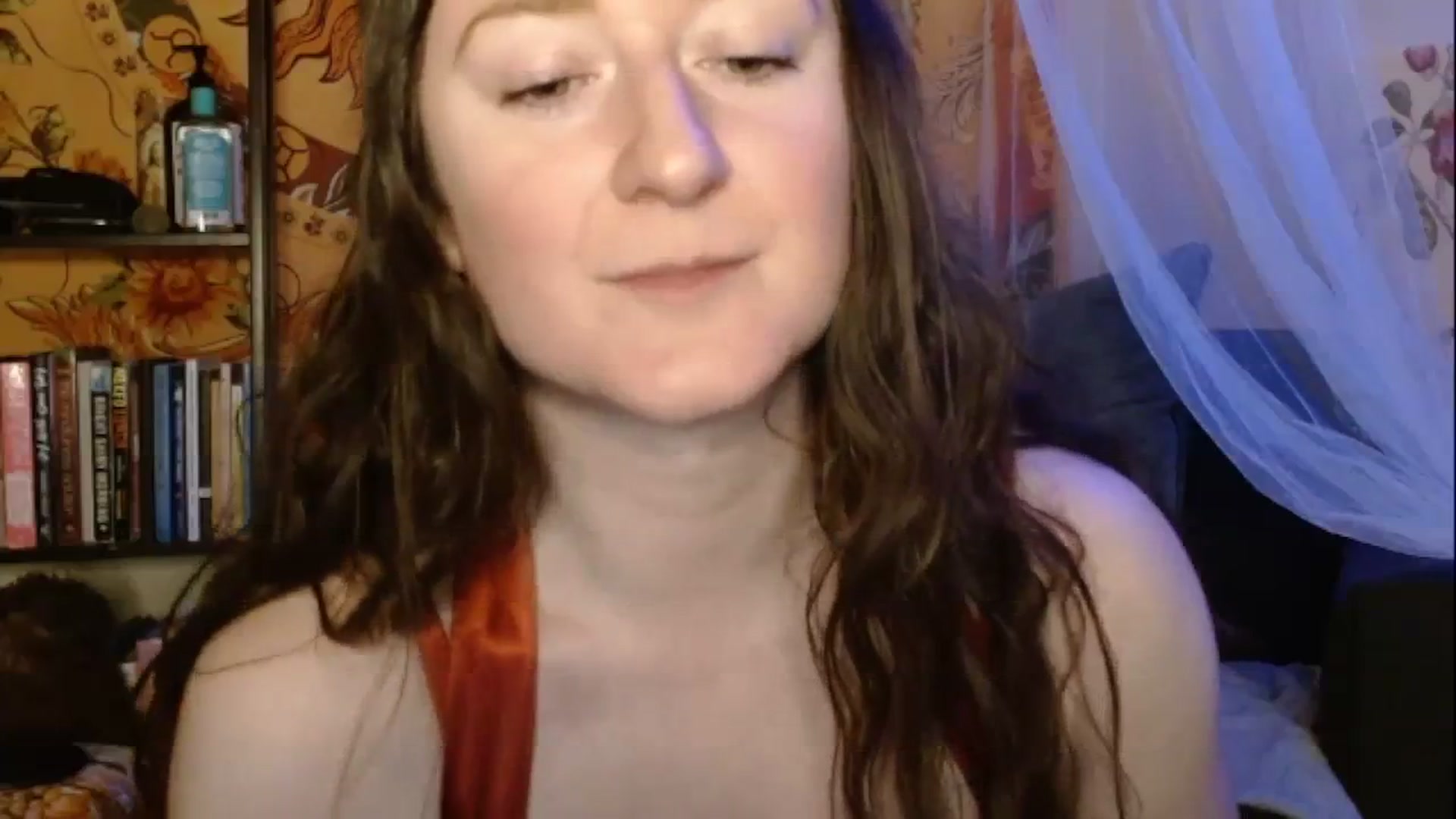 Gallery image thumbnail from RadiantLacy's myfreecams stream on, 01/24/2024, 09:03 image 12 of 20