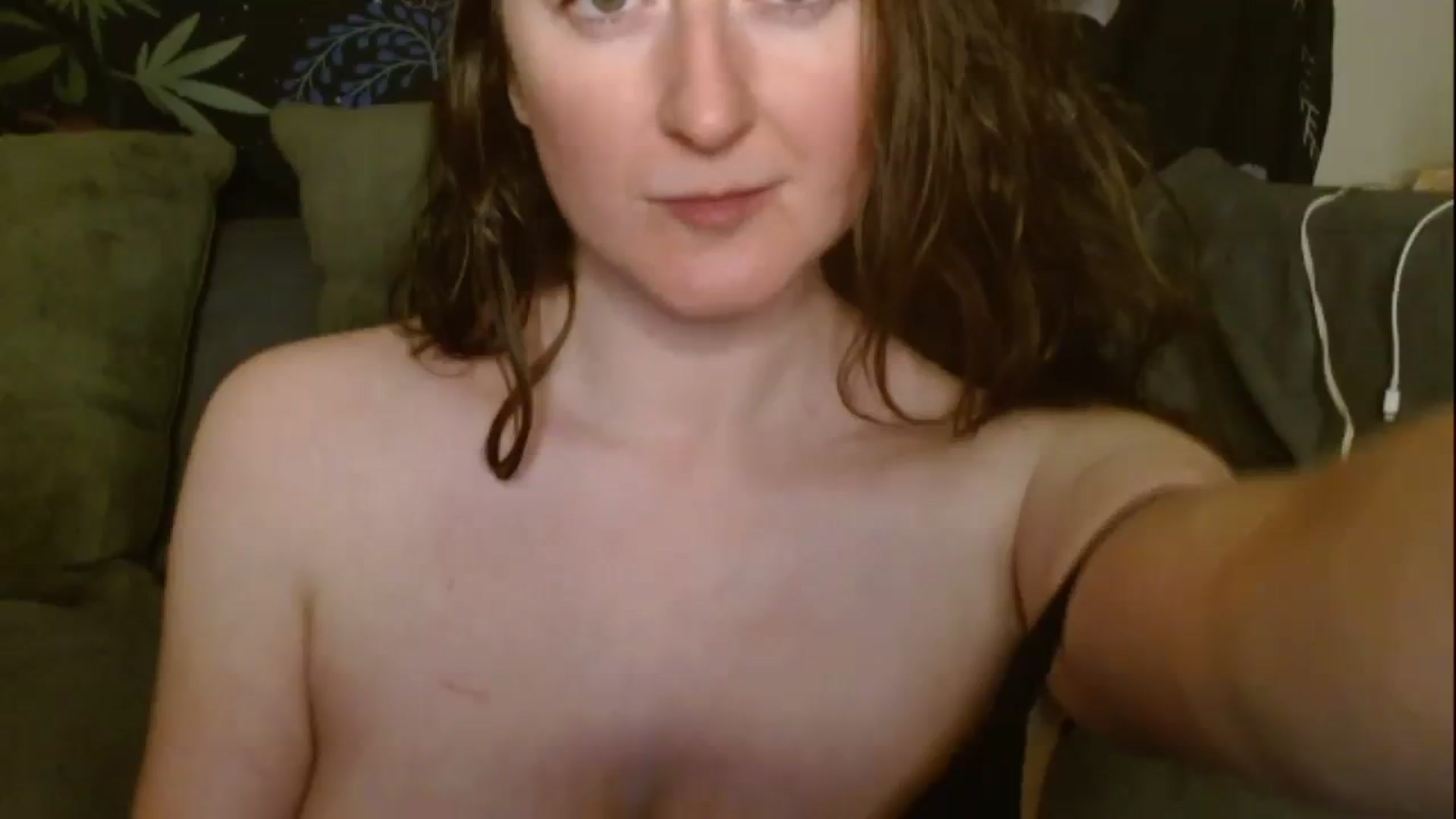 Gallery image thumbnail from RadiantLacy's myfreecams stream on, 02/20/2024, 10:00 image 16 of 20