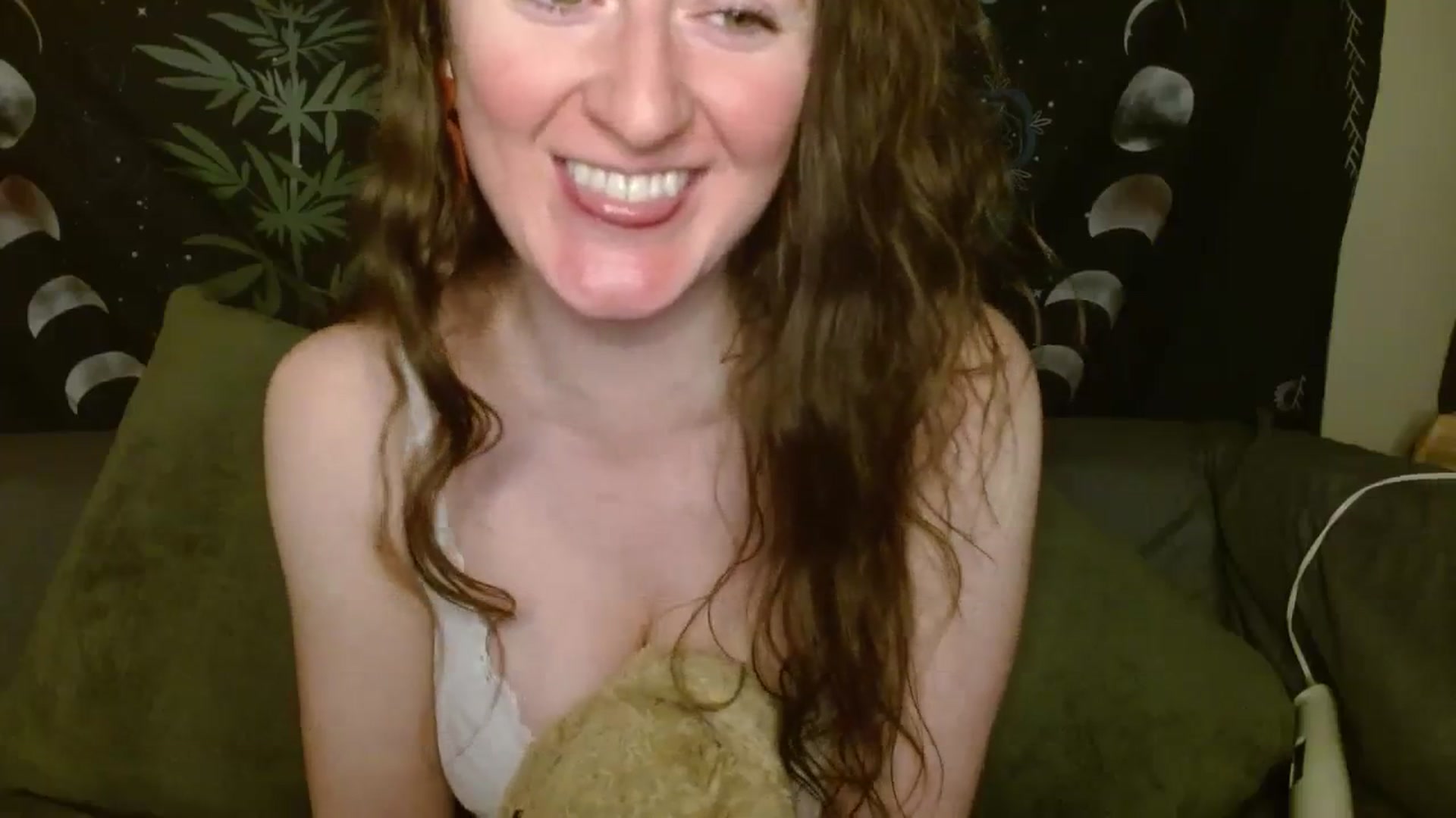 Gallery image thumbnail from RadiantLacy's myfreecams stream on, 02/29/2024, 09:41 image 8 of 20