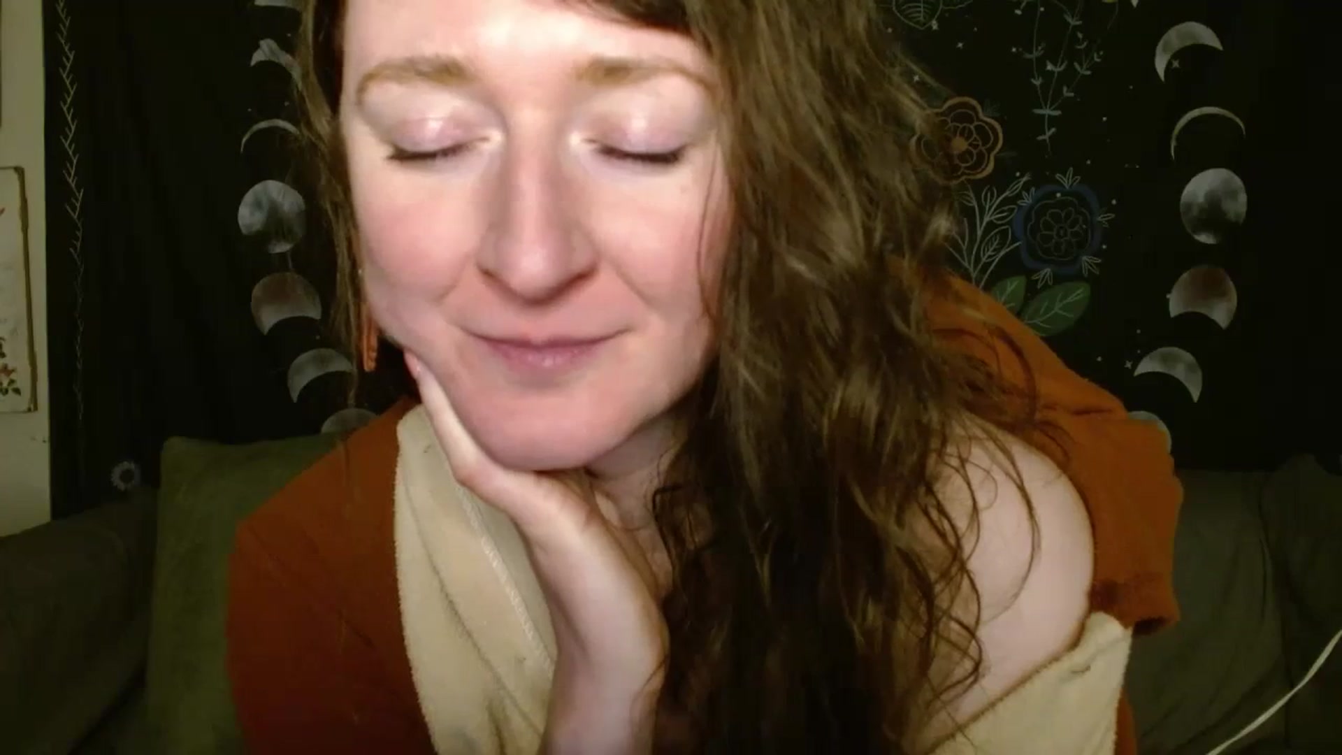 Gallery image thumbnail from RadiantLacy's myfreecams stream on, 03/06/2024, 09:18 image 18 of 20